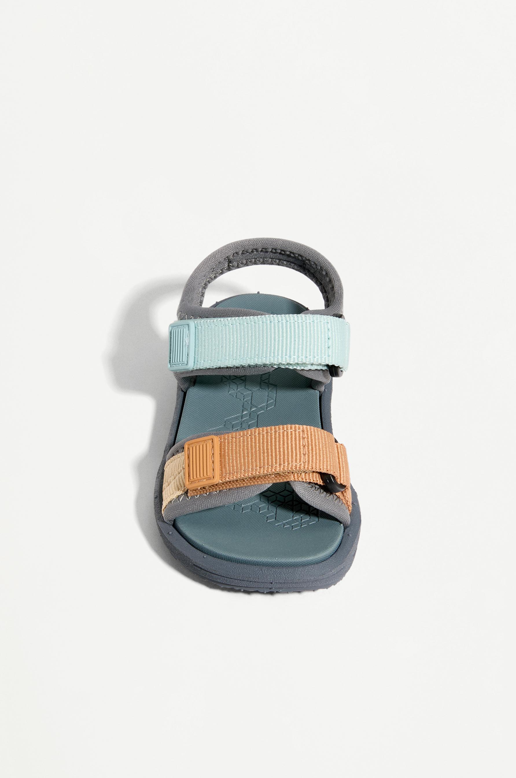 Adventure sandals — GREY
