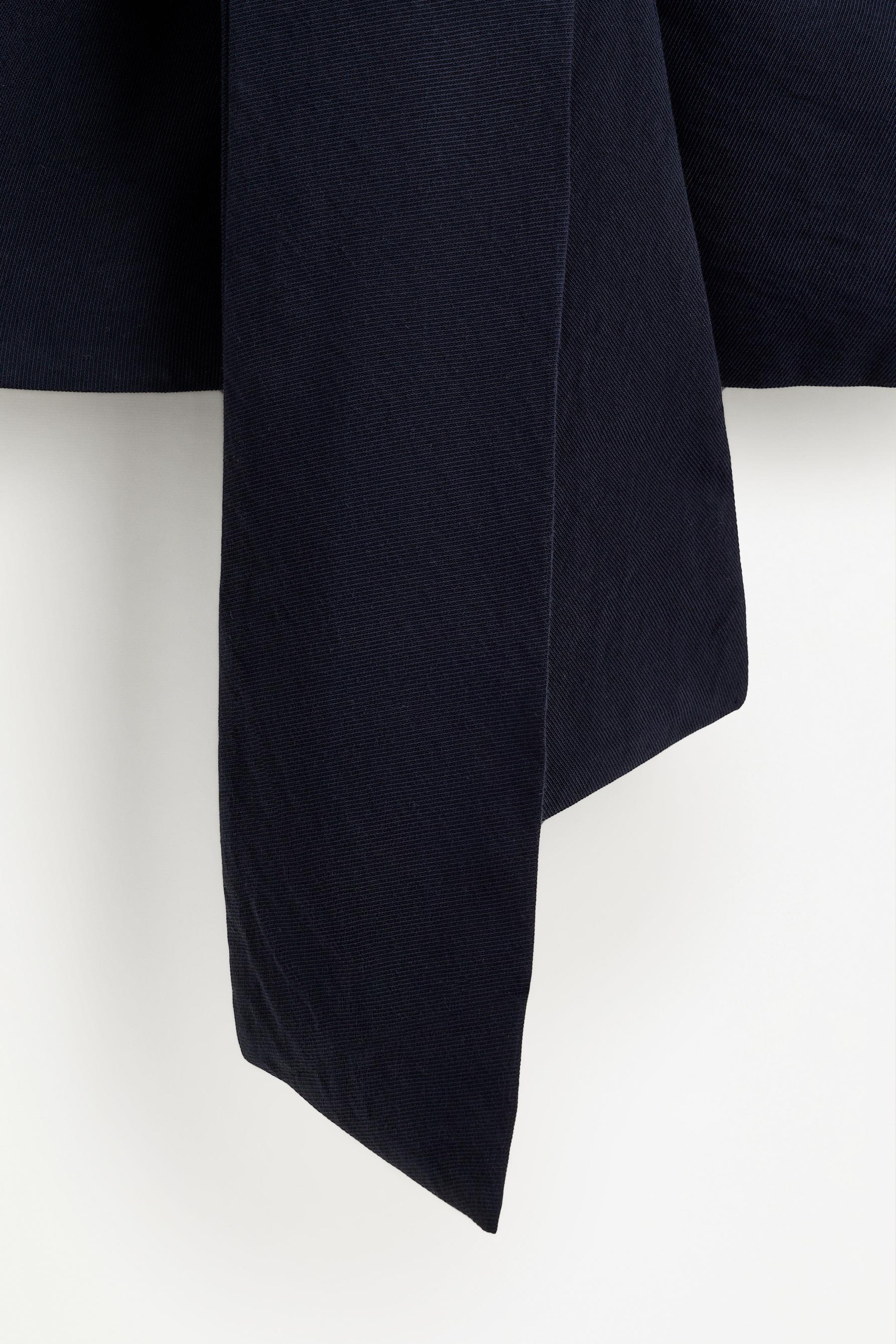 Halter top with front knot — NAVY BLUE