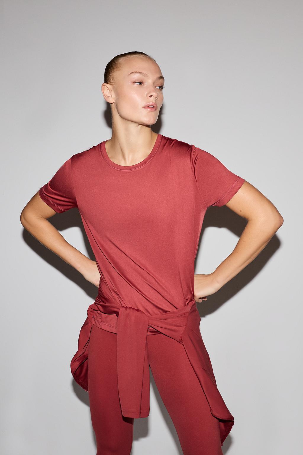Short sleeve sports T-shirt