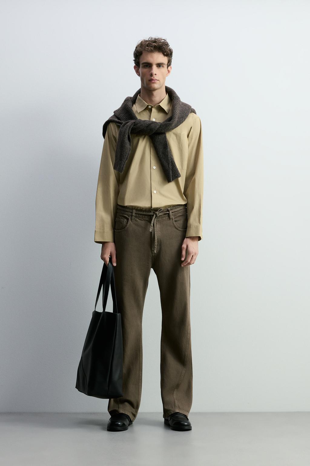 Bell bottom jeans with belt