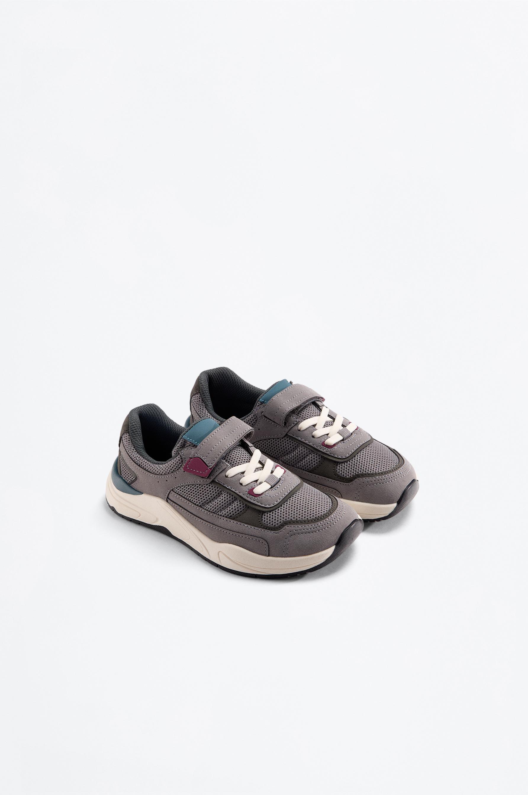 CASUAL BAREFOOT SPORTS SHOES — GREY