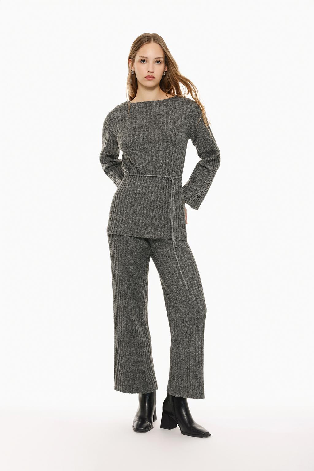 Knit trousers