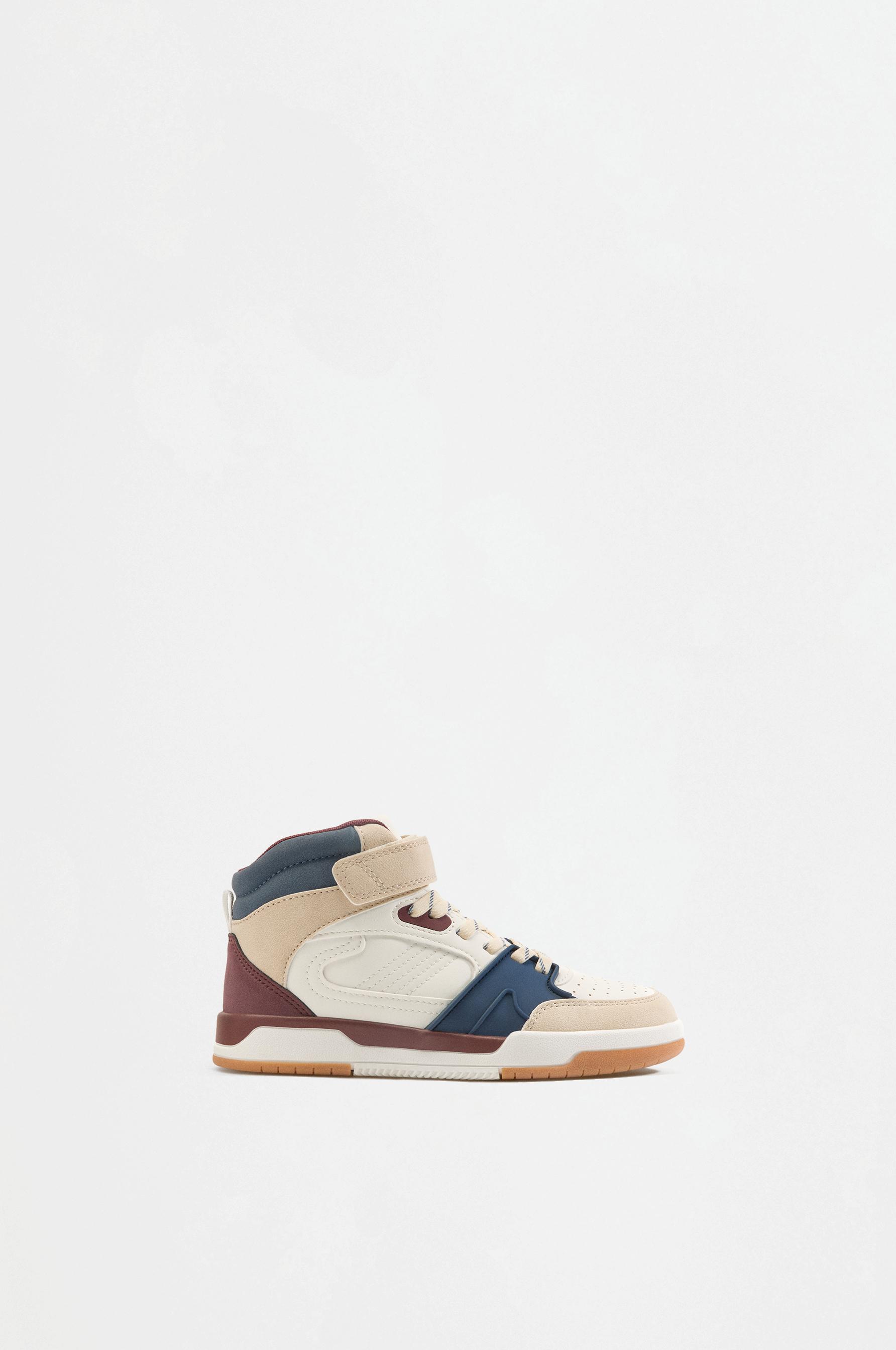 Basketball Sneaker — WHITE