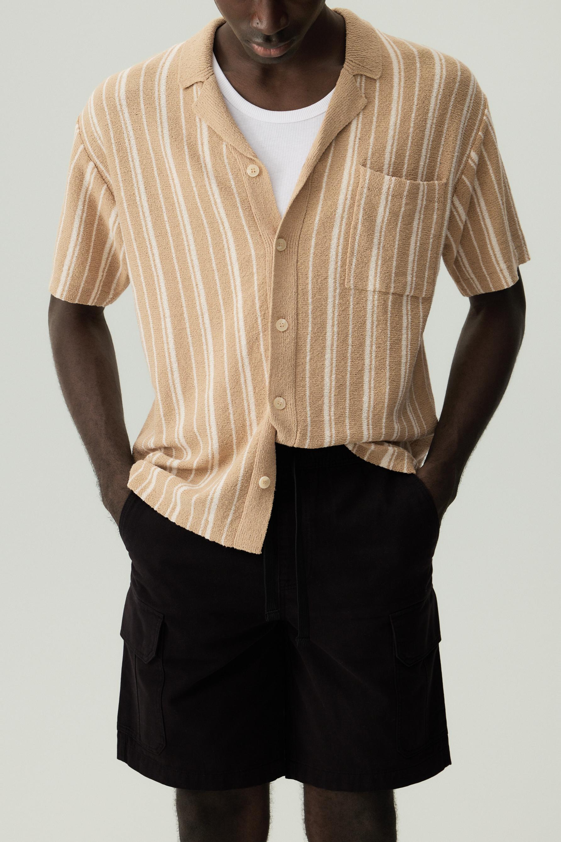 Bermuda jogger cargo estructura