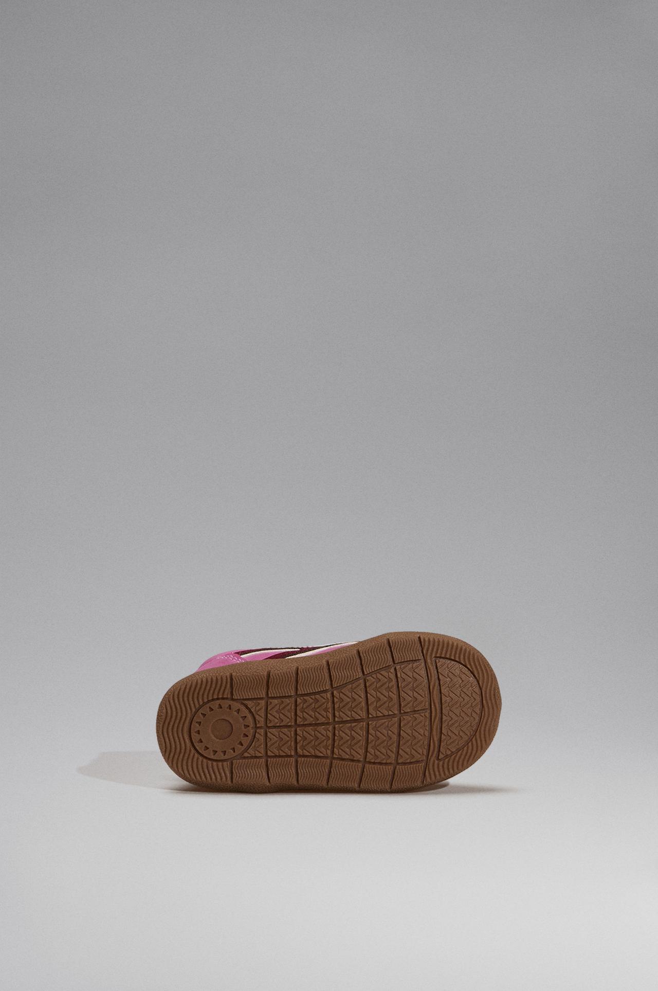 Mixed-material barefoot sneakers — OTHERS