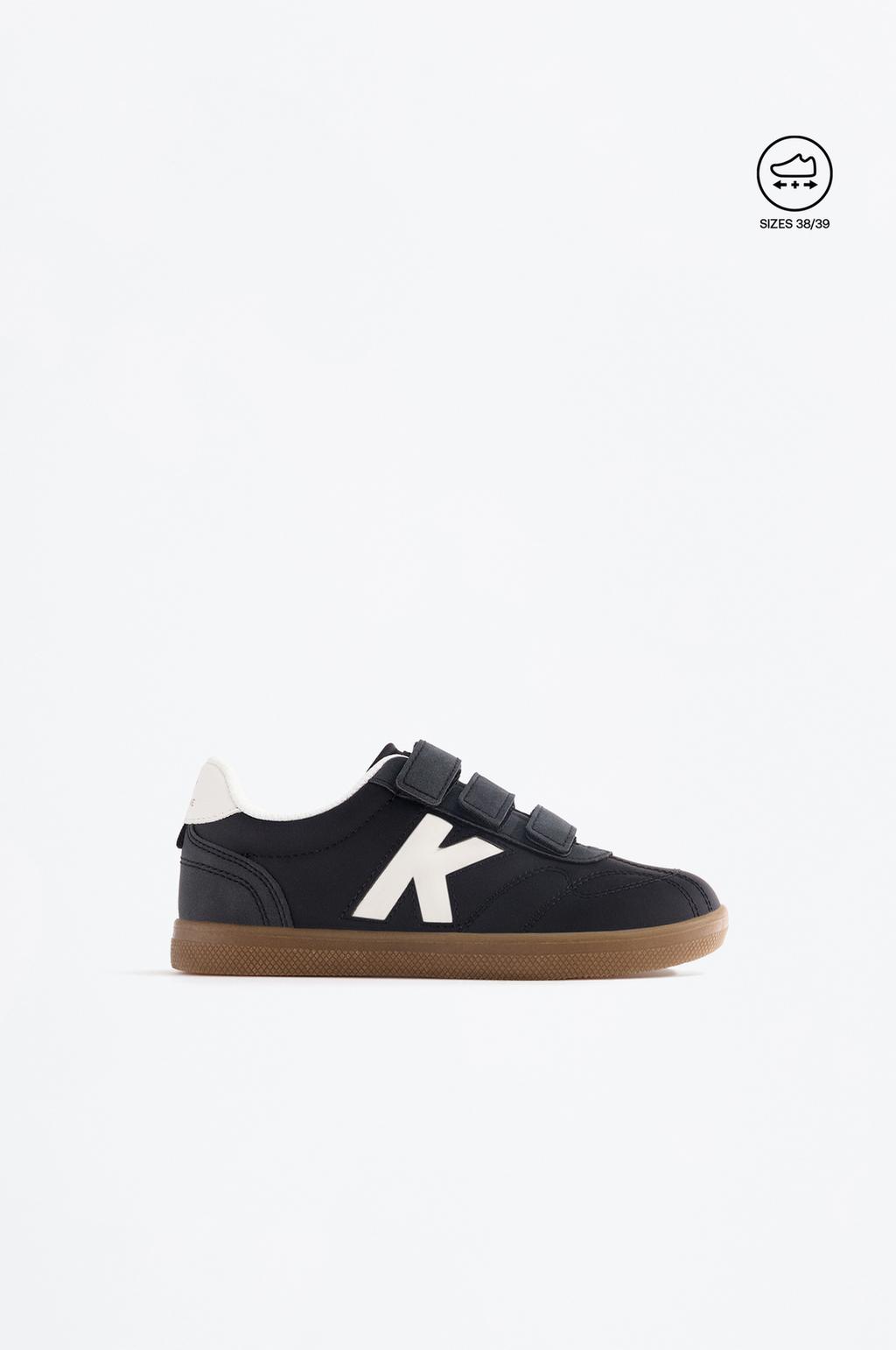 Pantofi sport Kelme cu talpă caramel