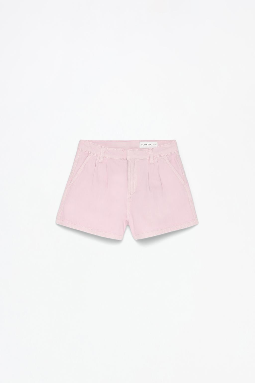 Shorts with darts
