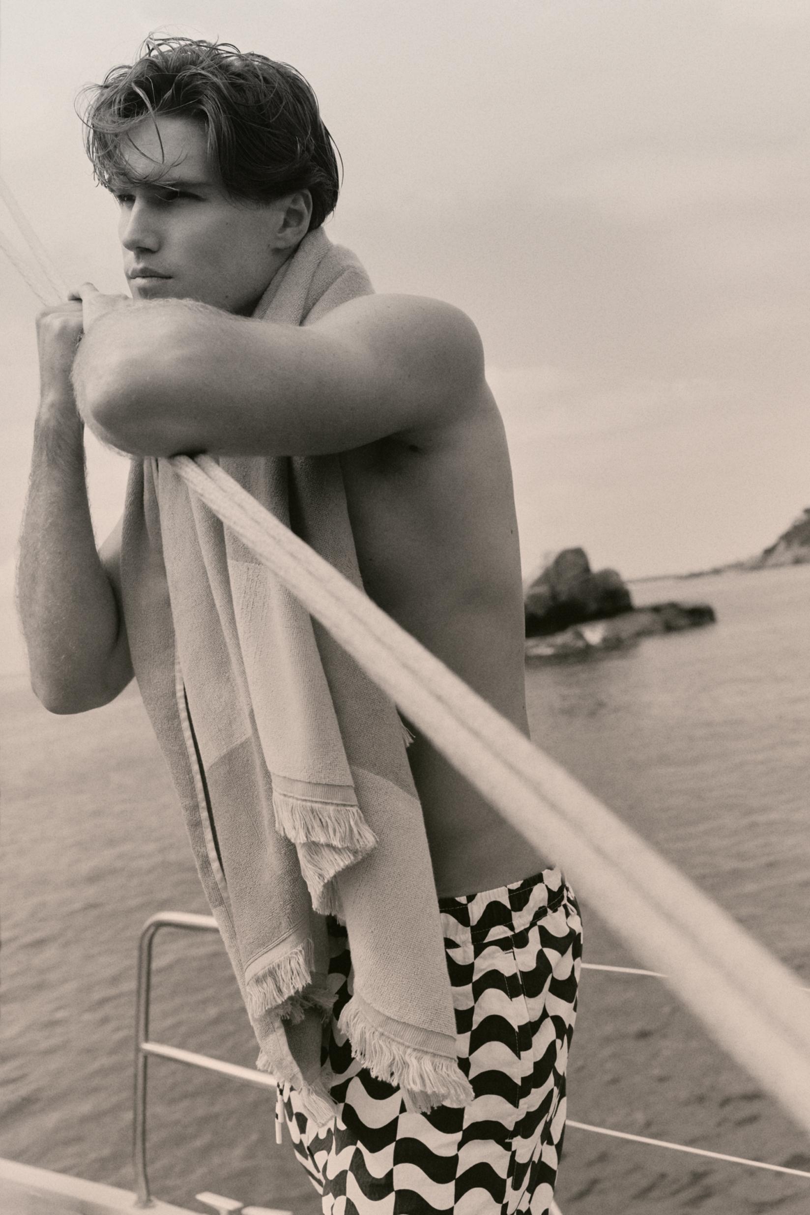 Regular fit printed swim trunks — BLUE/WHITE