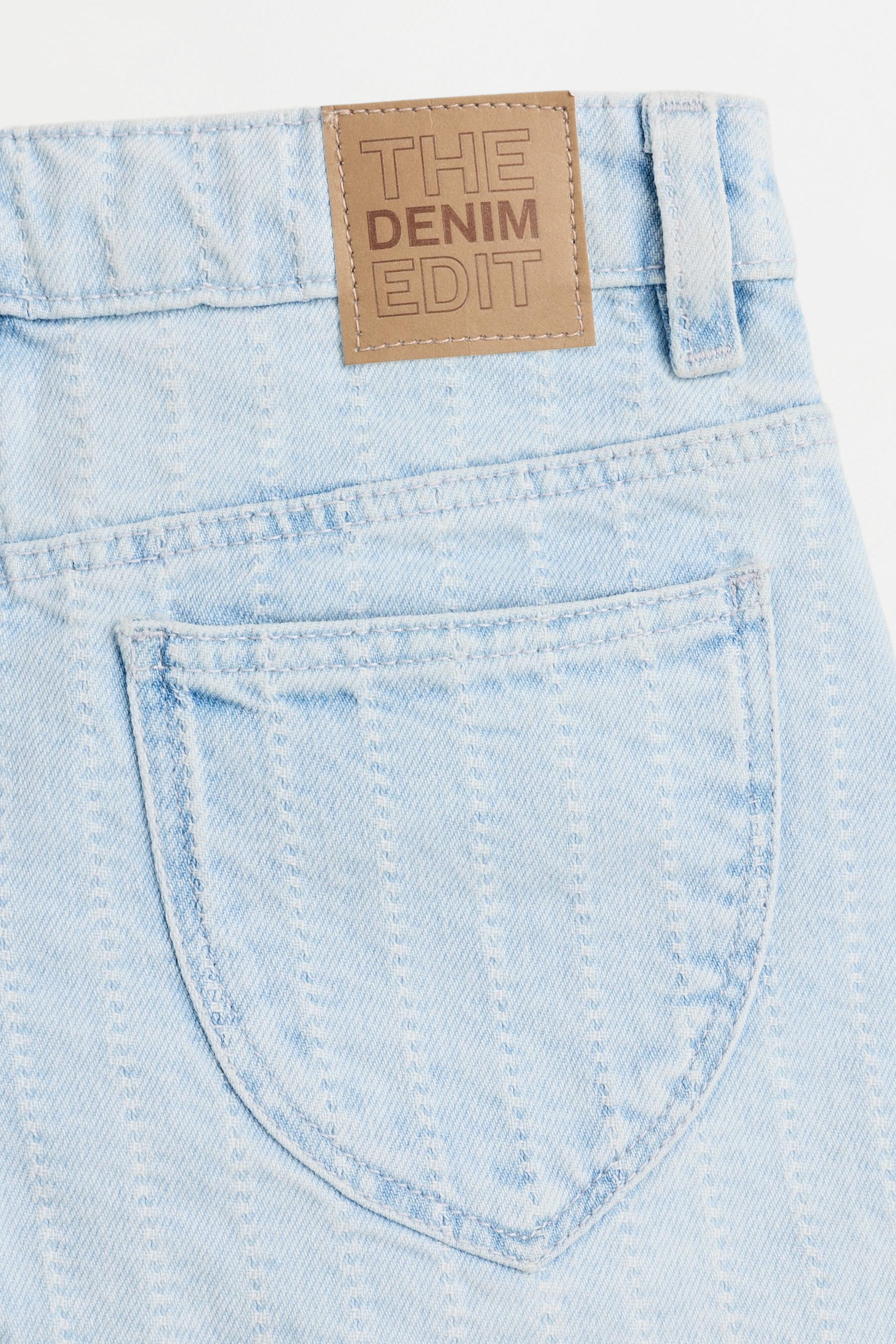 Embroidered frayed denim shorts — SKY BLUE