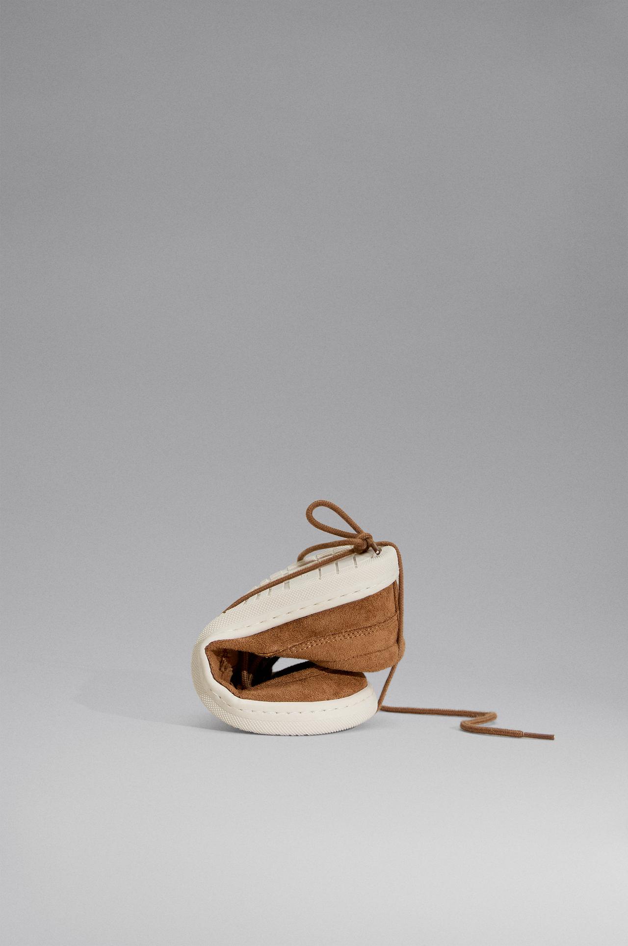 Barefoot dress sneakers — BROWN