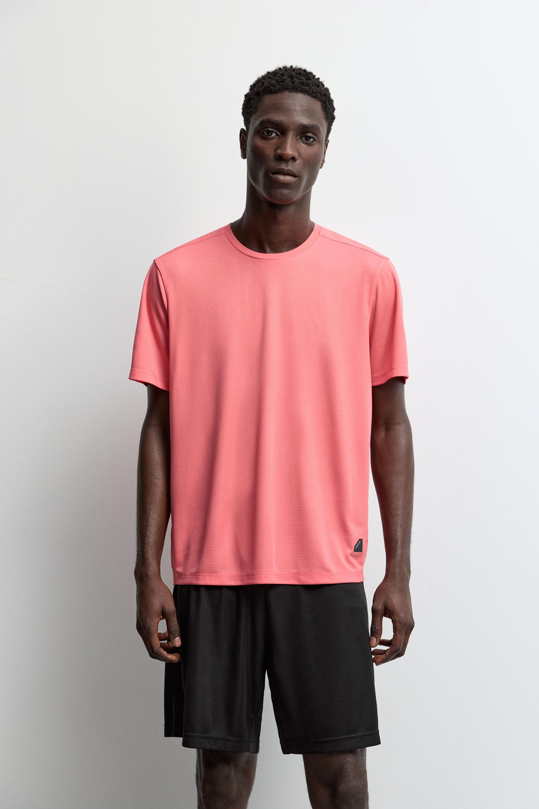 Sports T-shirt — BUBBLEGUM PINK