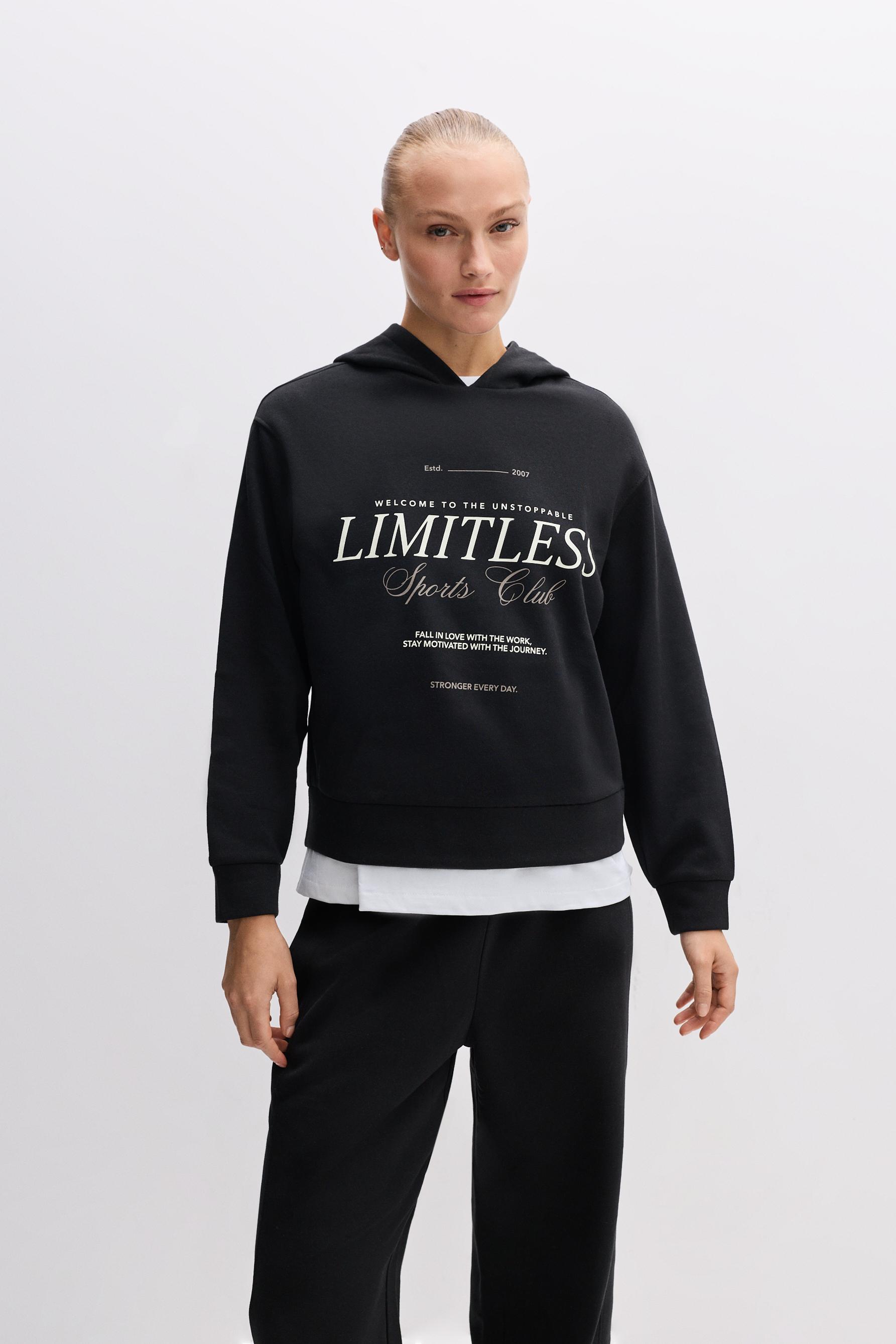 Sudadera deportiva estampada