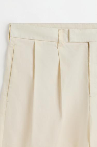 Pleated chino Bermuda shorts — OFF WHITE 7