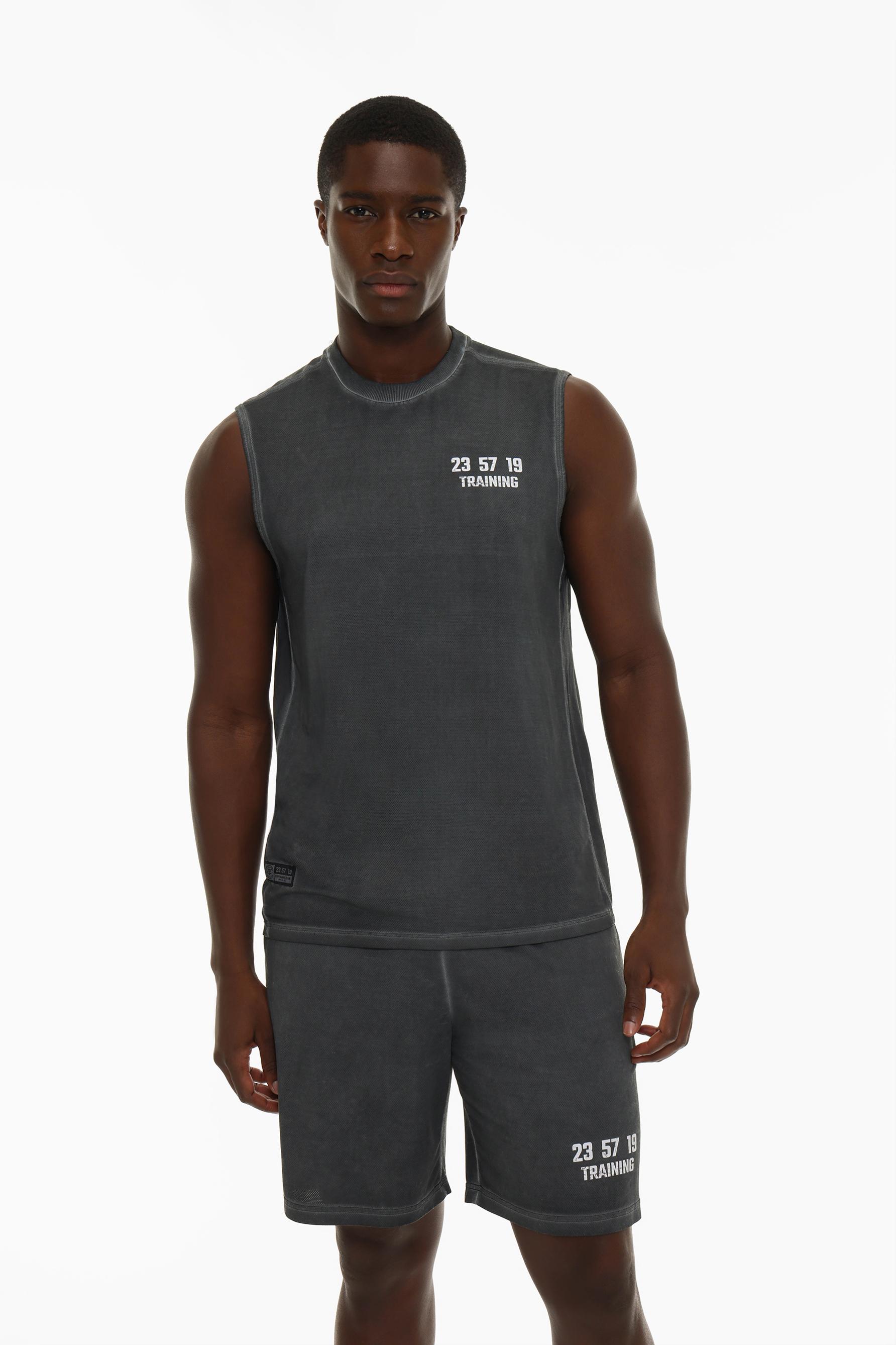 T-shirt desportiva sem mangas