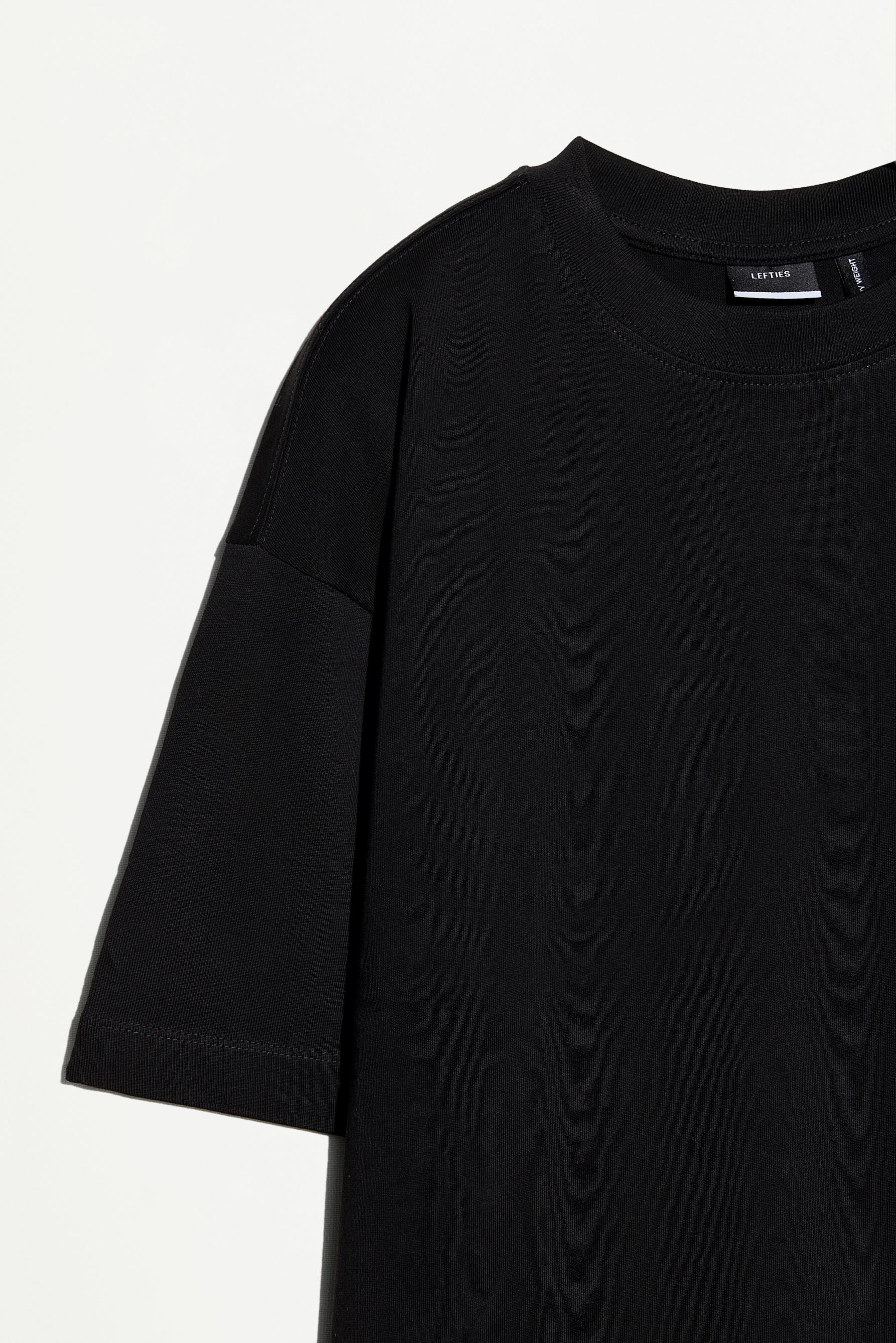 Boxy medium weight T-shirt — BLACK
