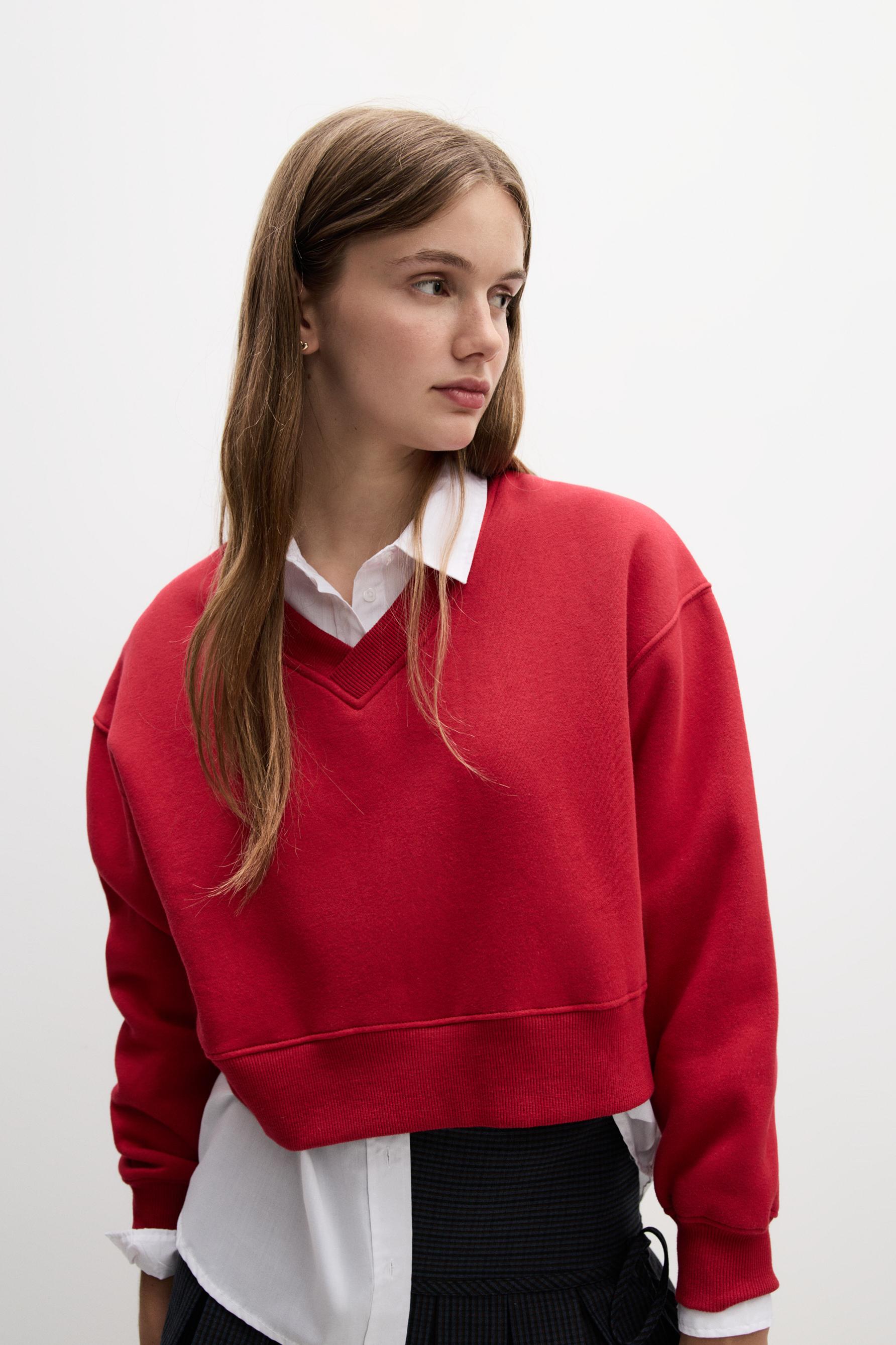 Sudadera cuello pico