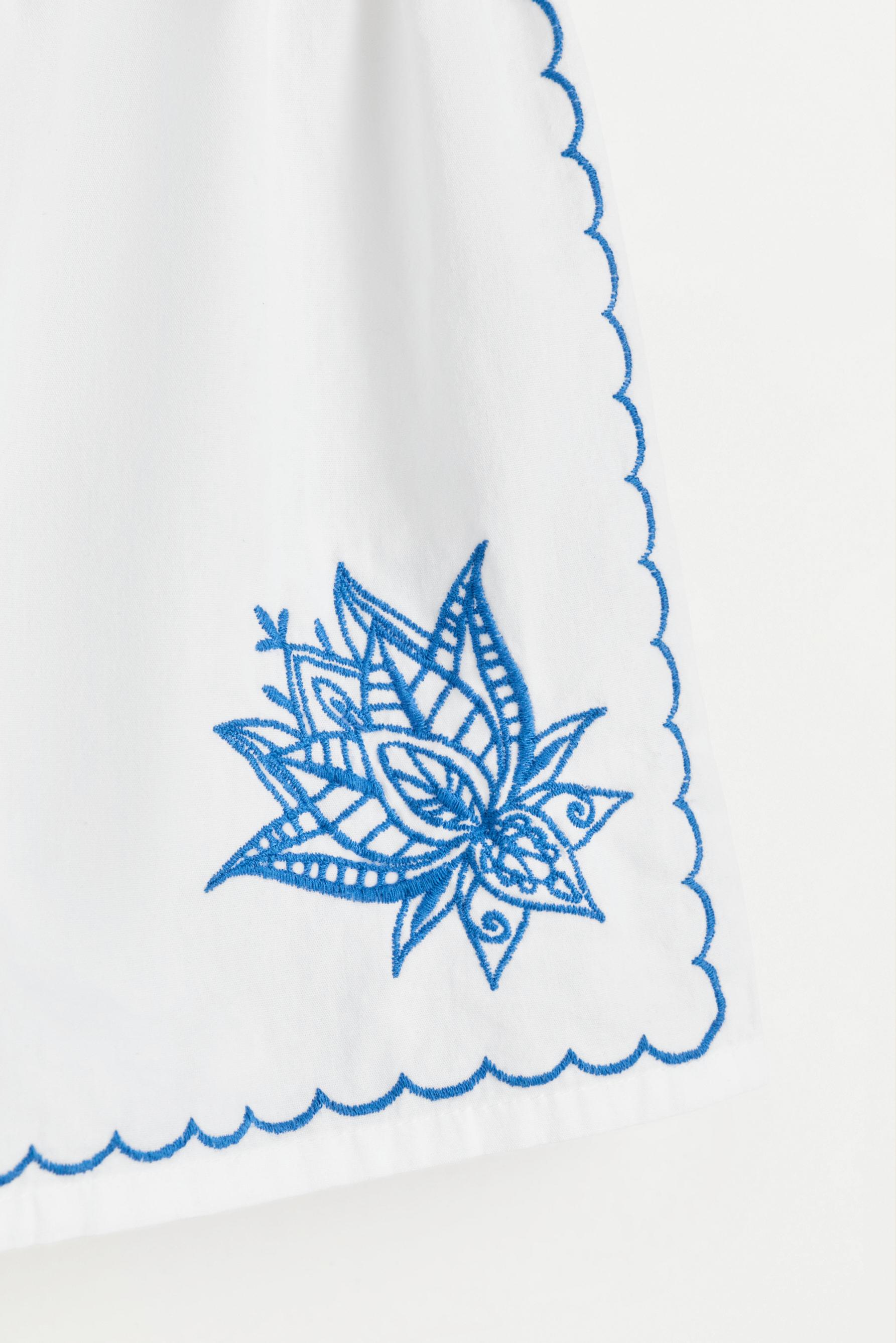 Embroidered shorts — WHITE