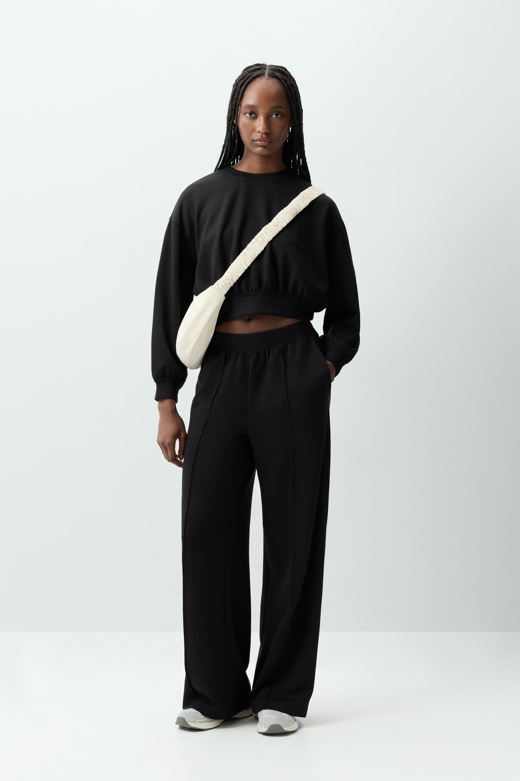 Pantalón deportivo fluido nervio