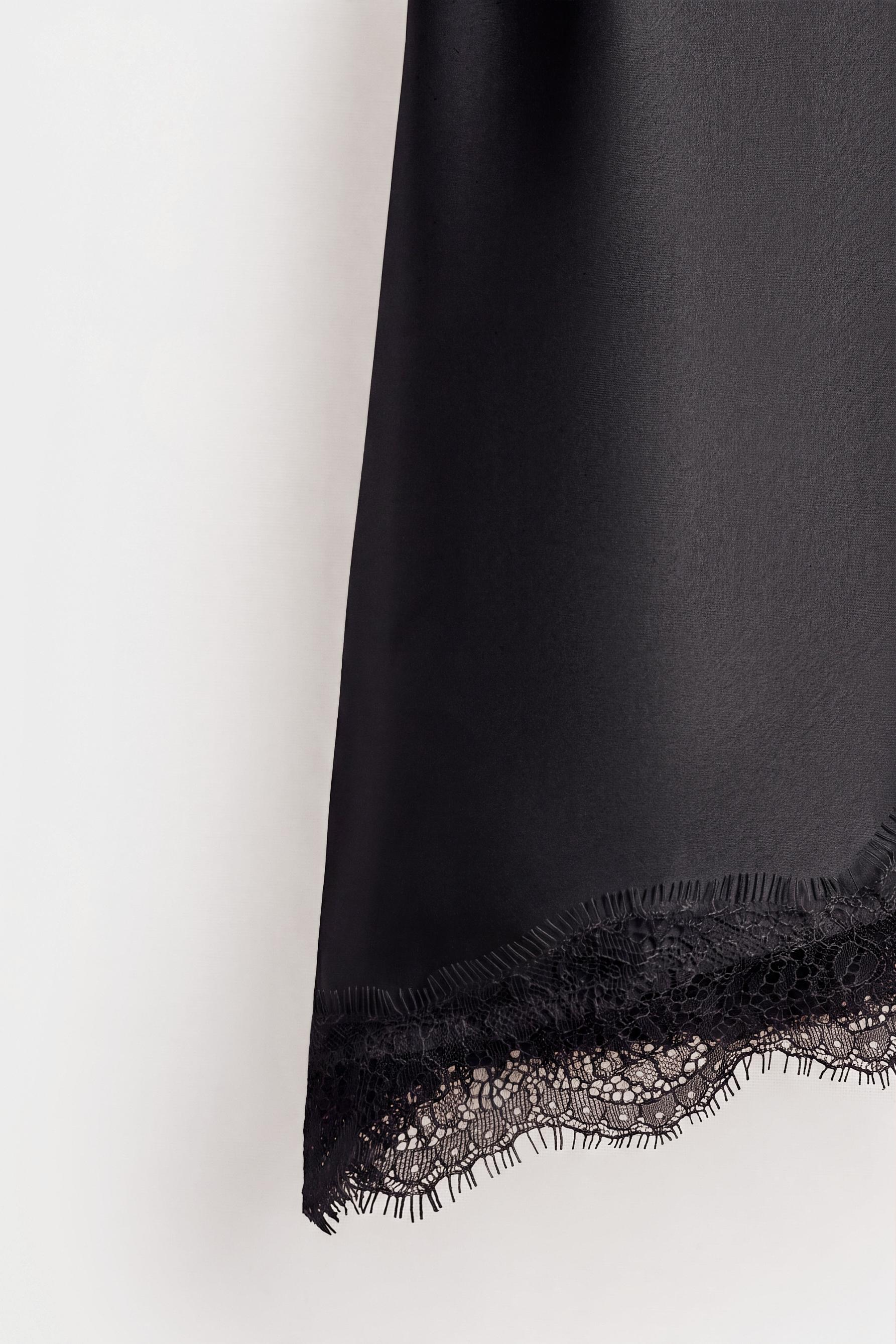 Satin halter top — BLACK