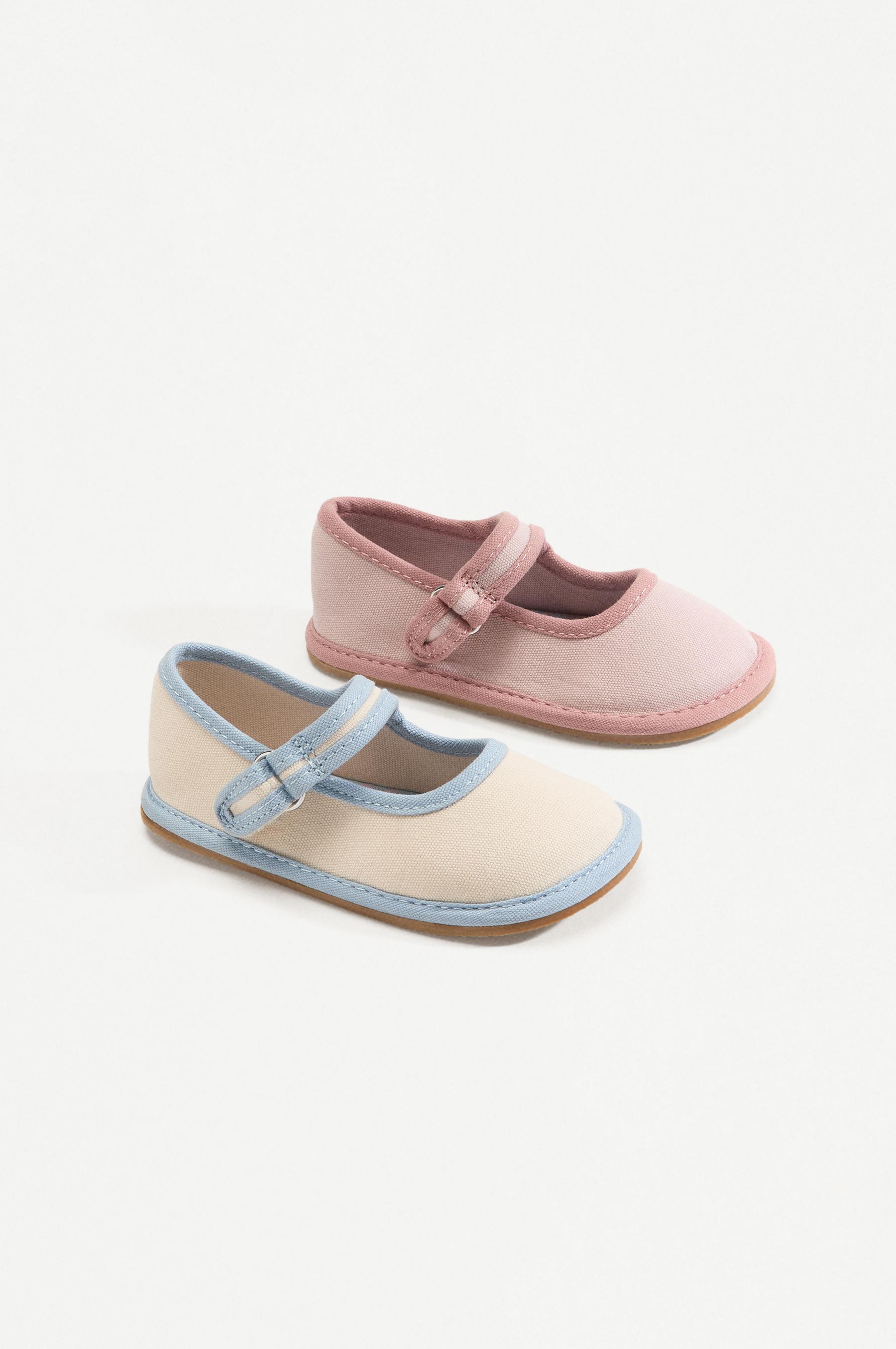 BAREFOOT MARY JANE FLATS — PALE PINK