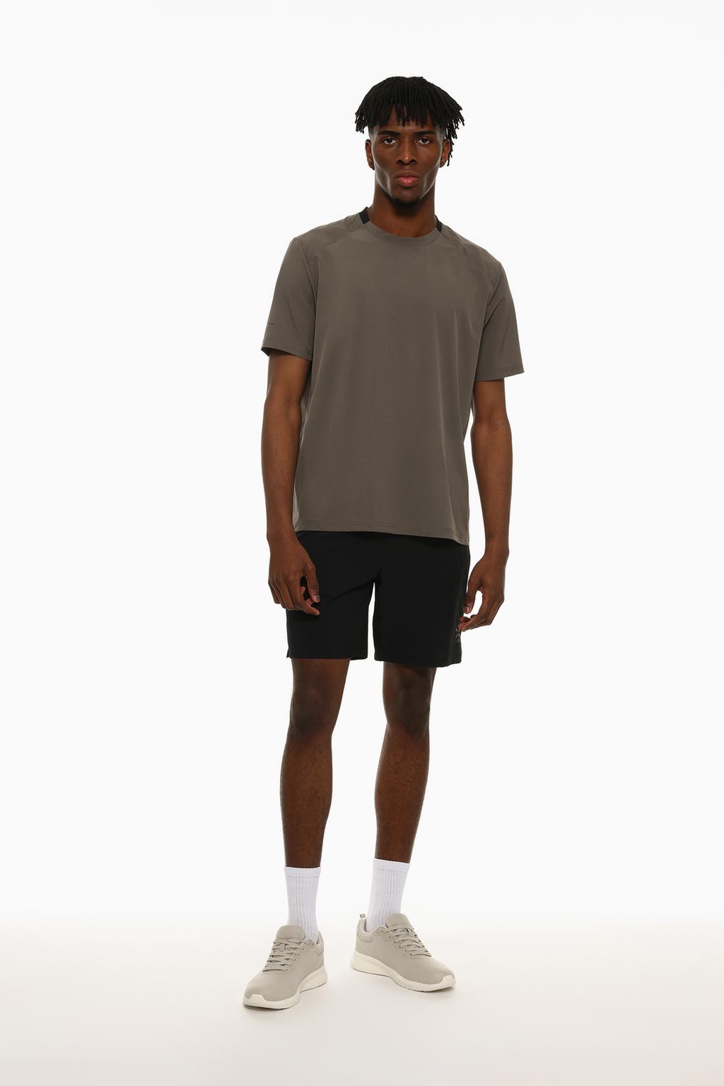 Textured sports Bermuda shorts