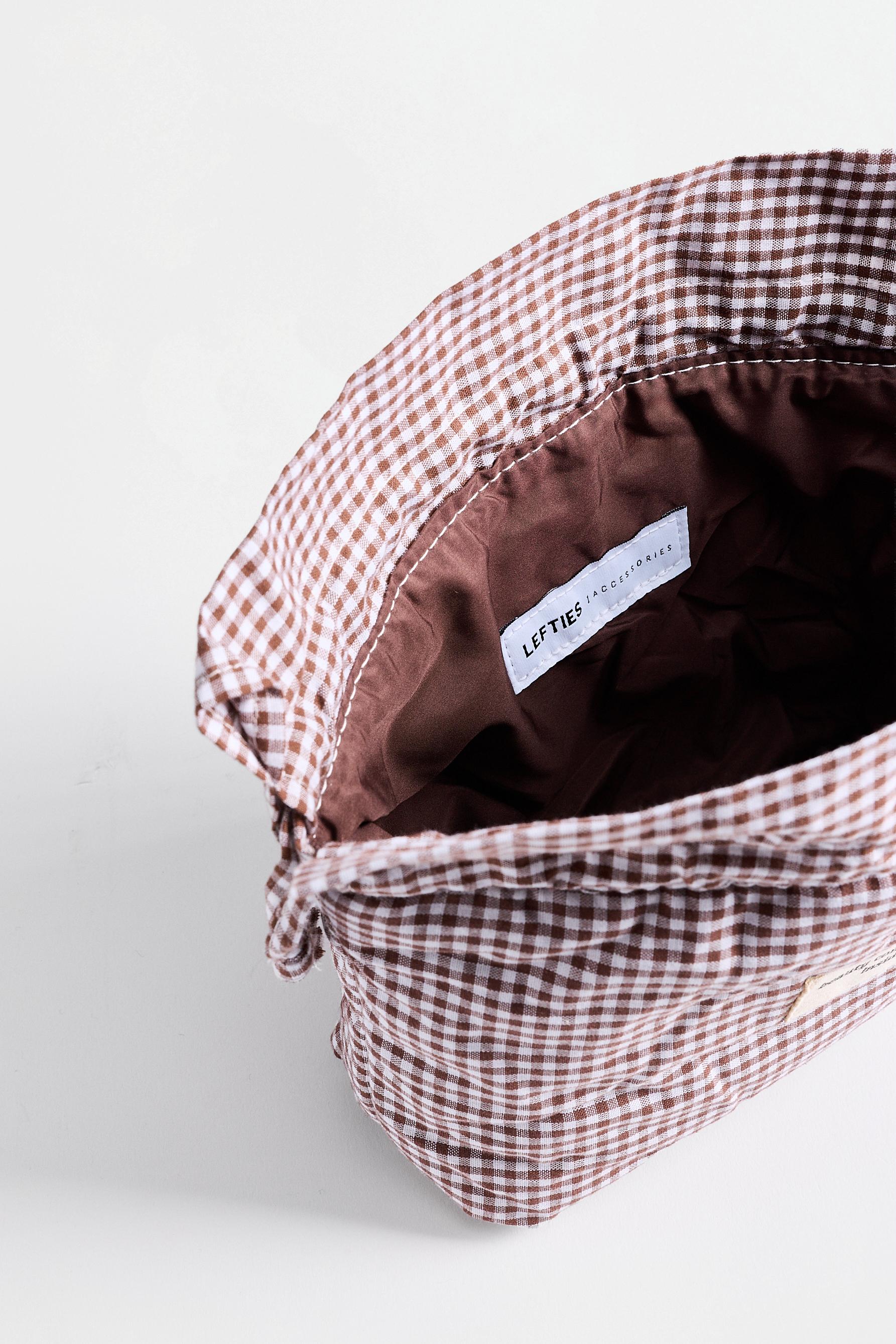 Small gingham check toiletry bag — BROWN
