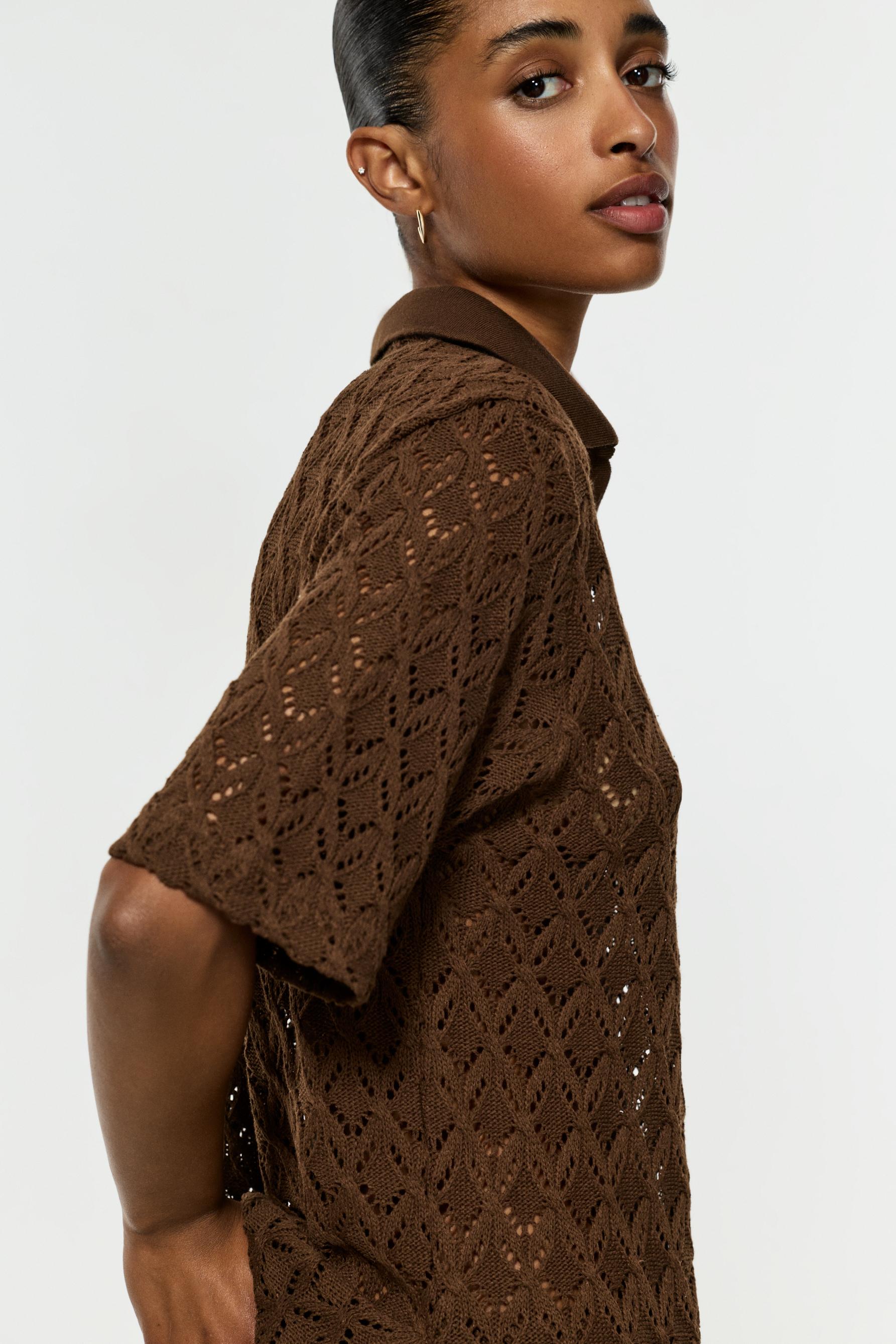 Crochet-effect polo shirt — BROWN