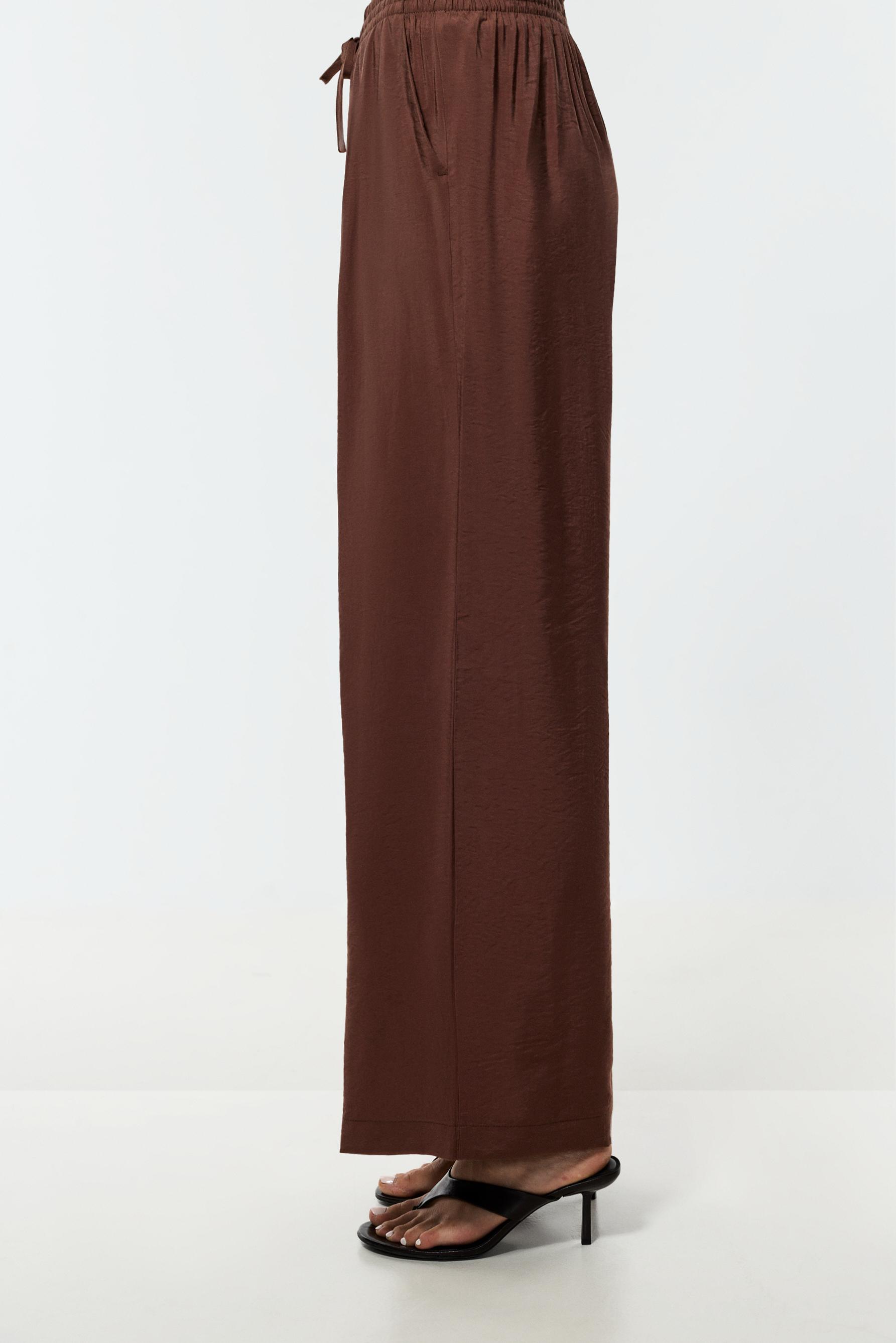 Basic straight-leg trousers — OCHRE