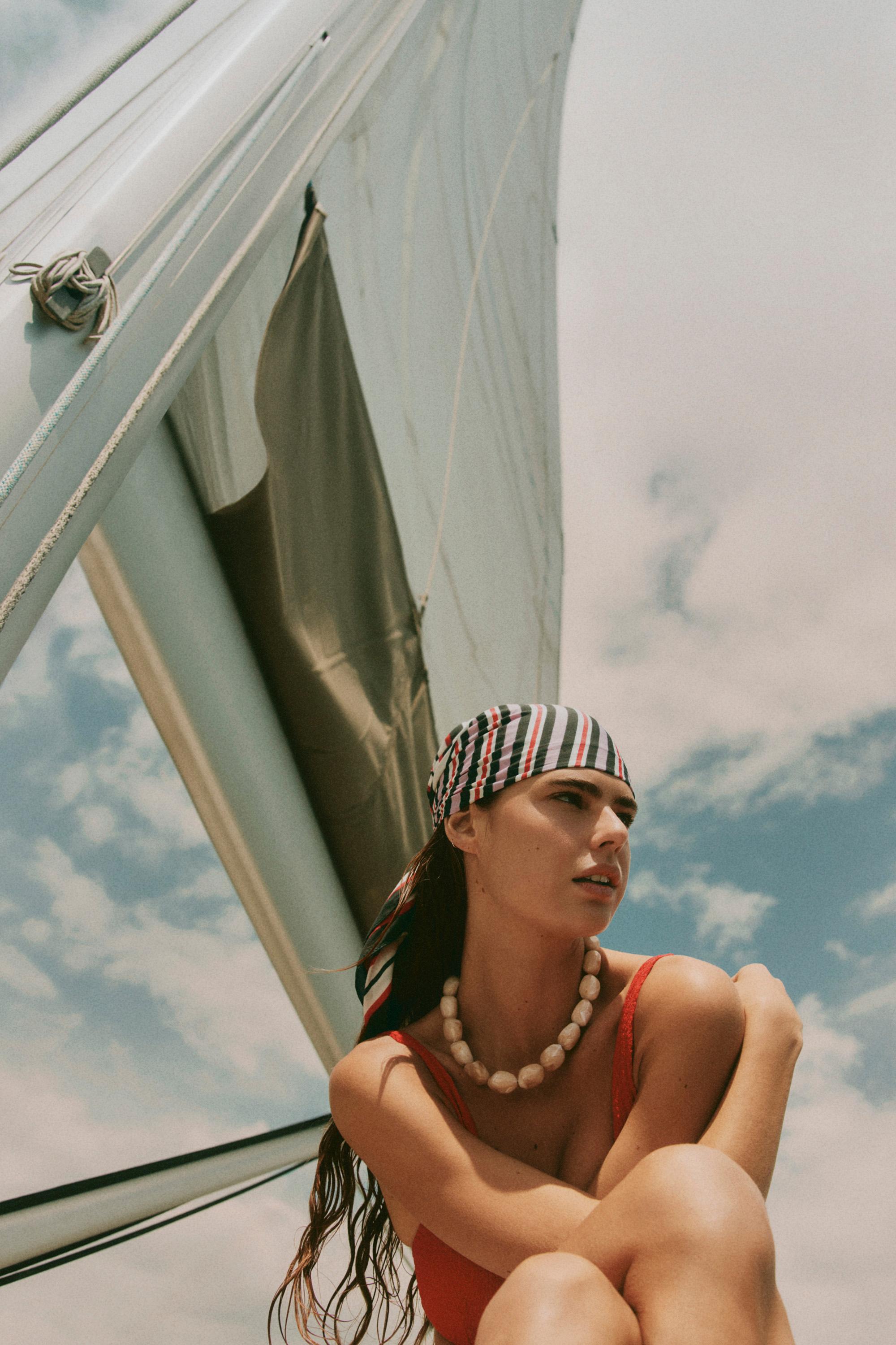 Beige bead necklace — ECRU
