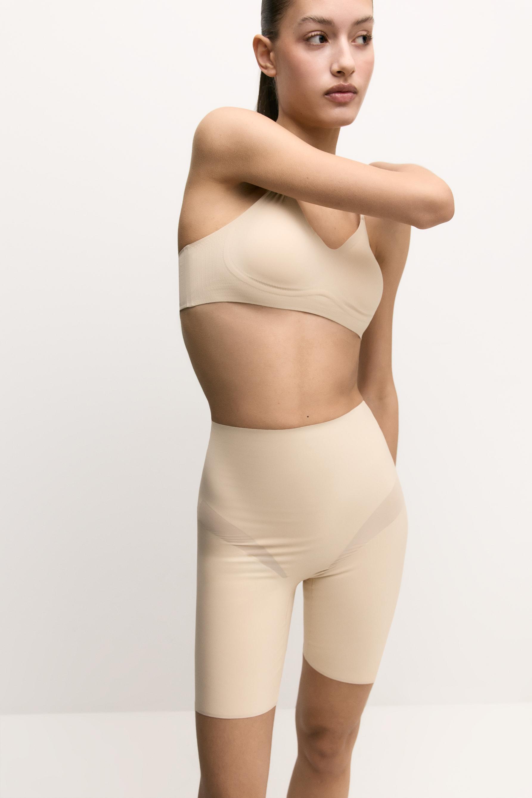 Shapewear cycling shorts — ECRU