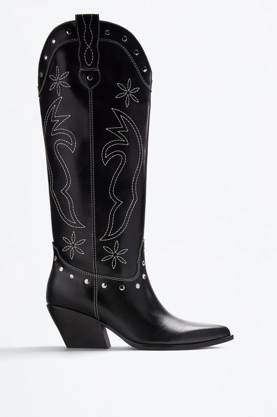 Botas Negras Lefties Shock: Lefties Vende Las Botas Altas Negras De Tacón Bajo (39 €) Que  Llevaba Jackie Kennedy En Los 70