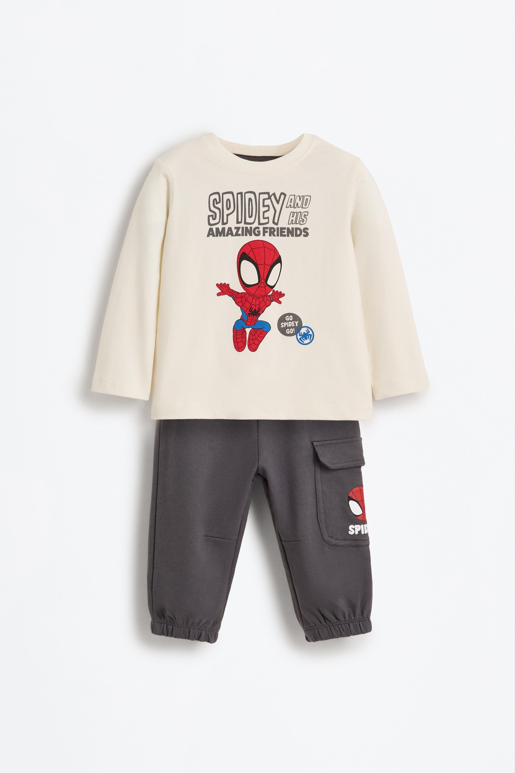 Set camiseta y pantalón Spidey ©Marvel