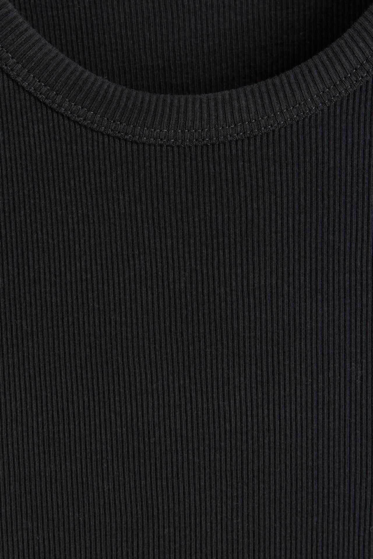 Ribbed vest top — BLACK