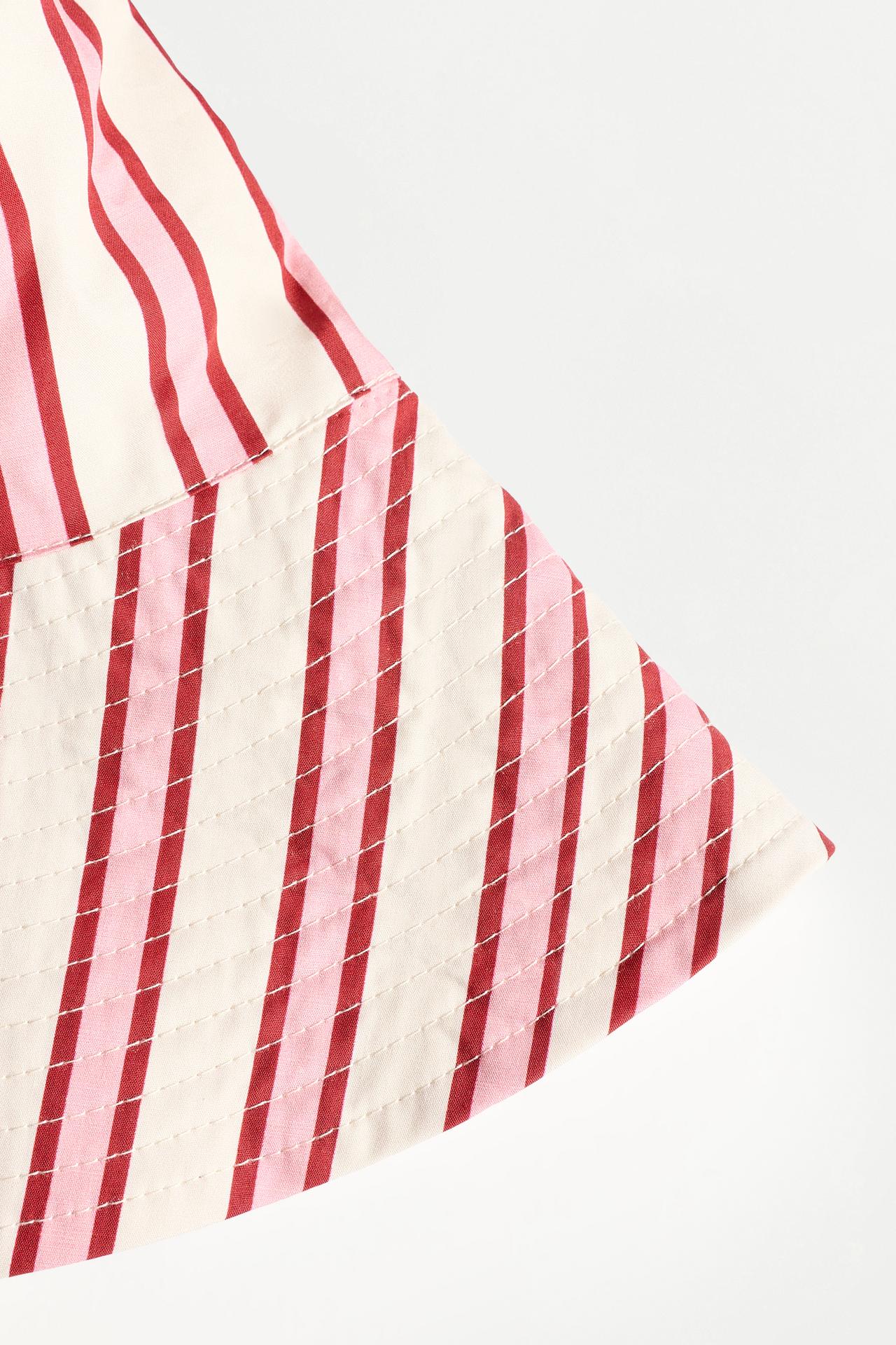 Striped bucket hat — PINK TONES