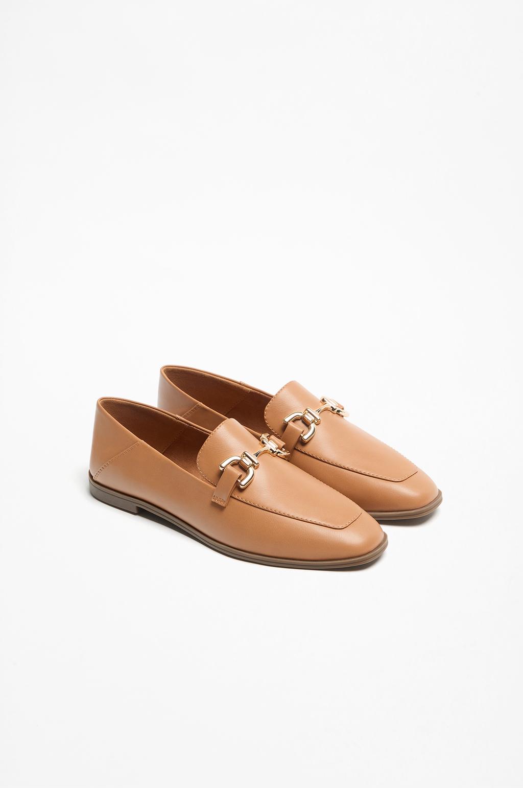 Buckled loafers