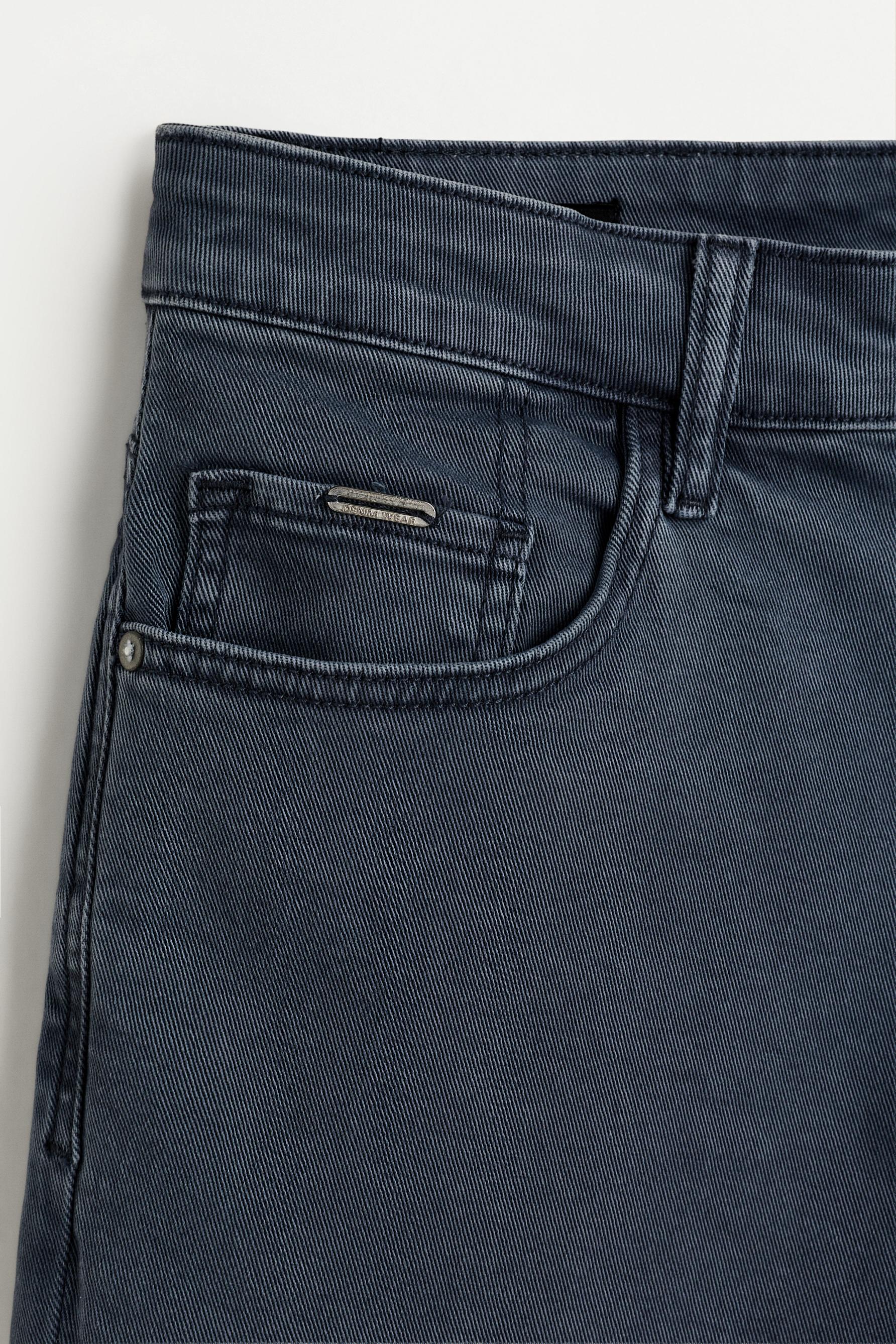 Slim denim Bermuda shorts — INDIGO
