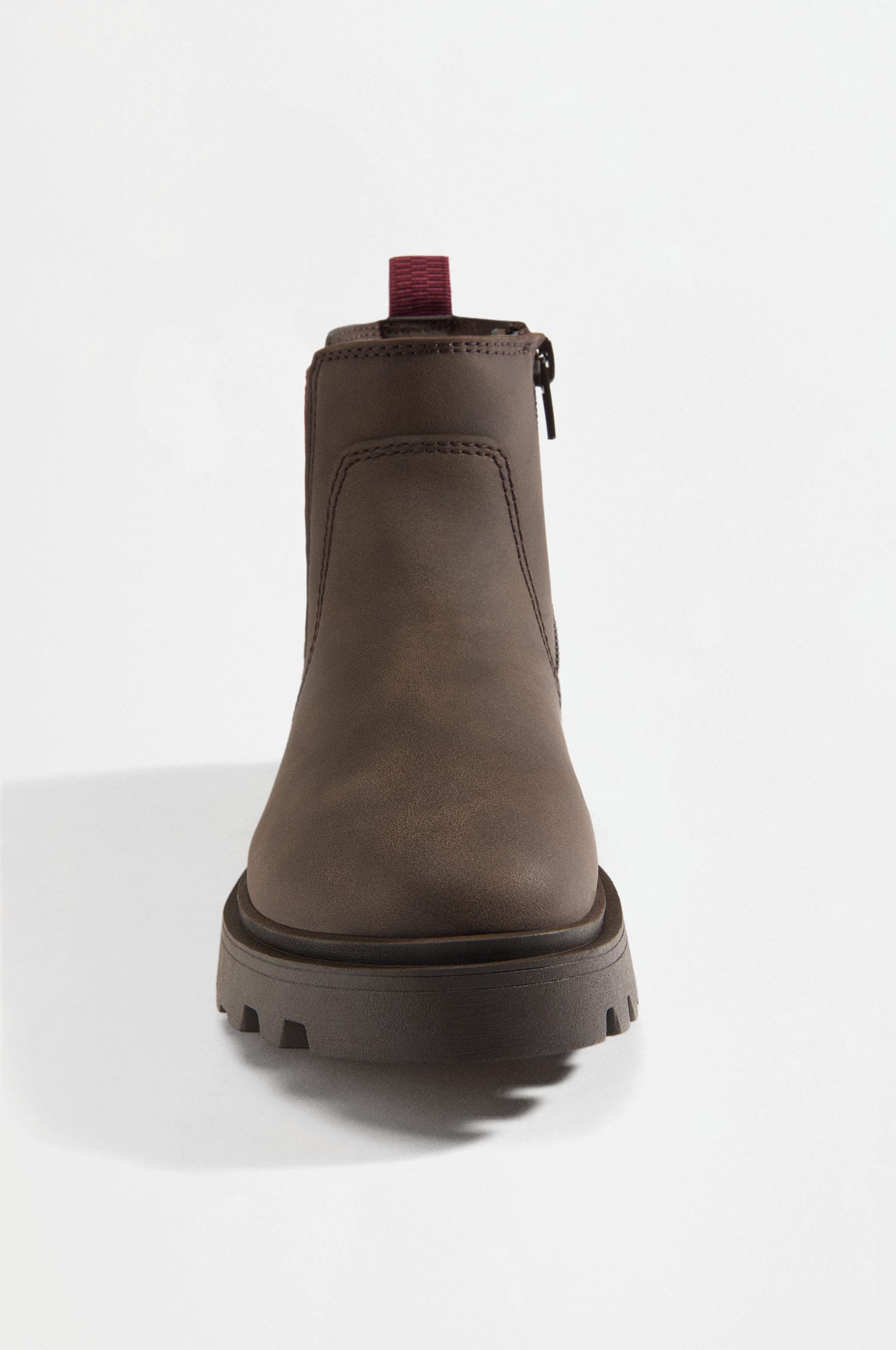 Chelsea boots — BROWN