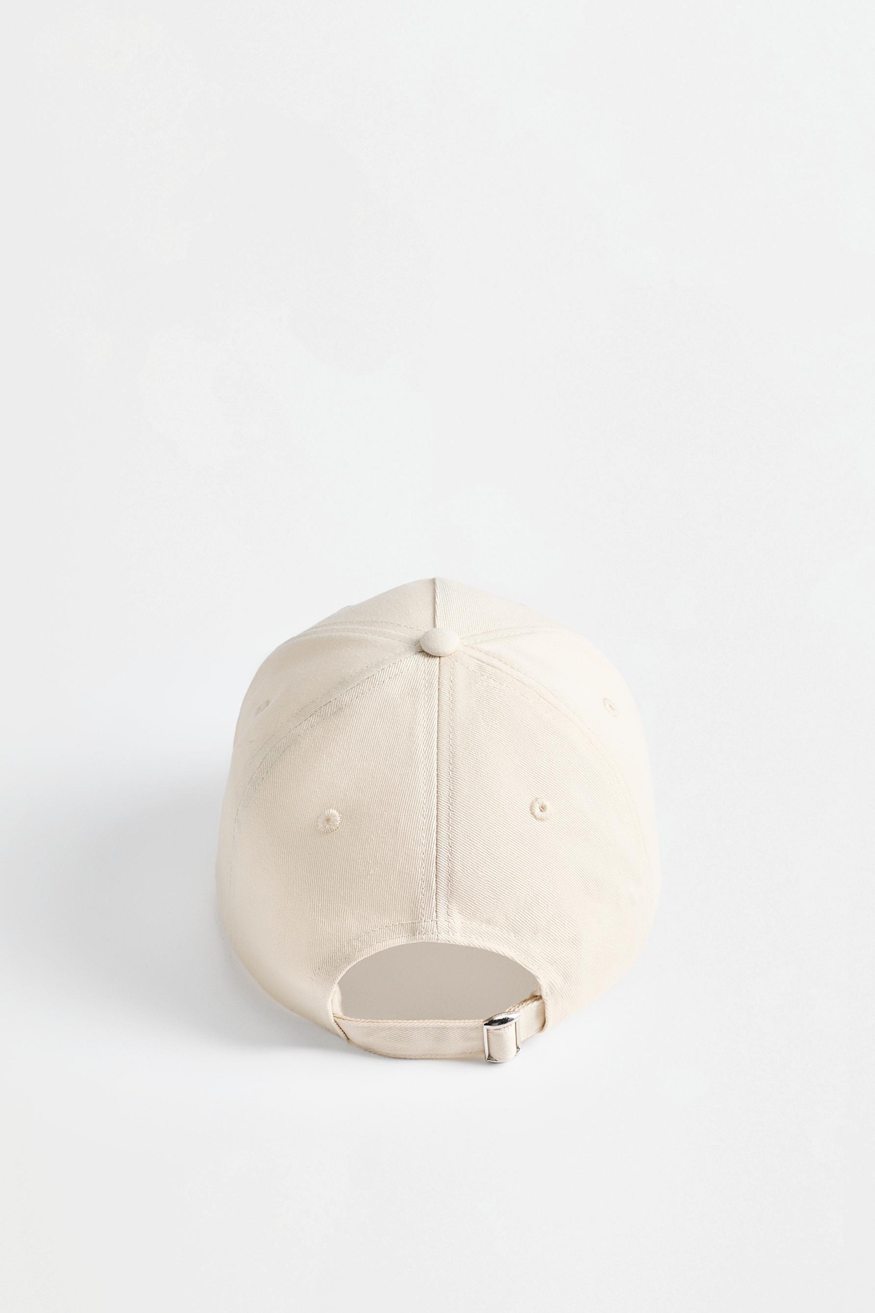 Embroidered cap — ECRU