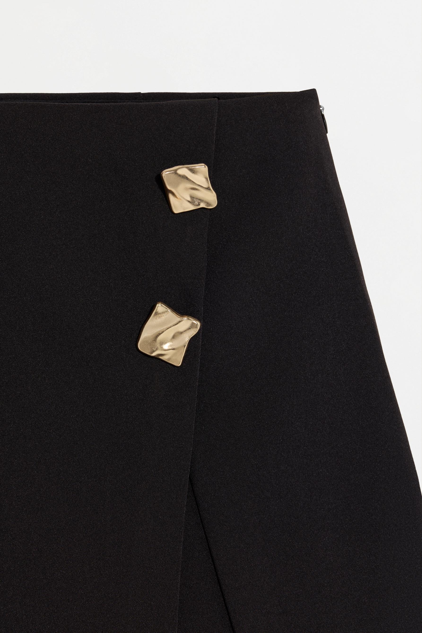 Skort with gold buttons — BLACK