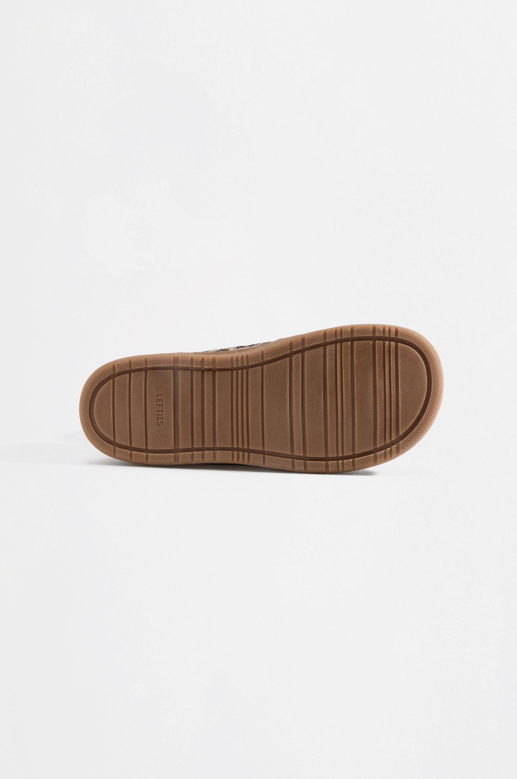 Barefoot animal print sneakers — LEOPARD