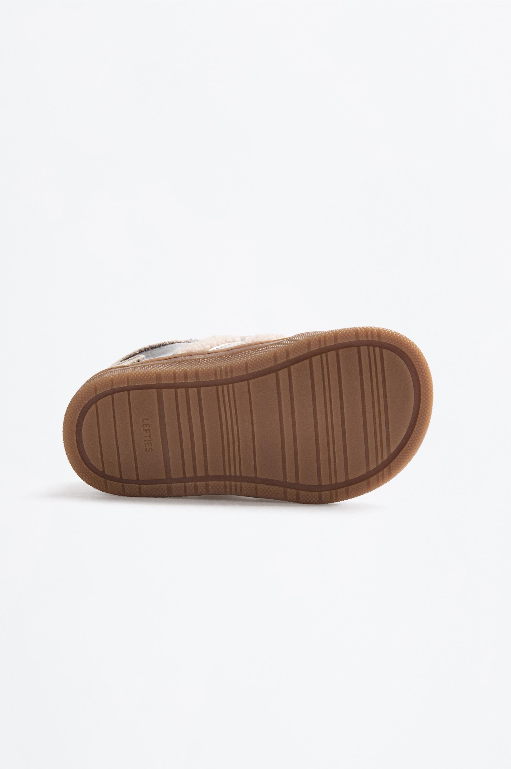 Hummel Metallic Barefoot Slipper — SILVER