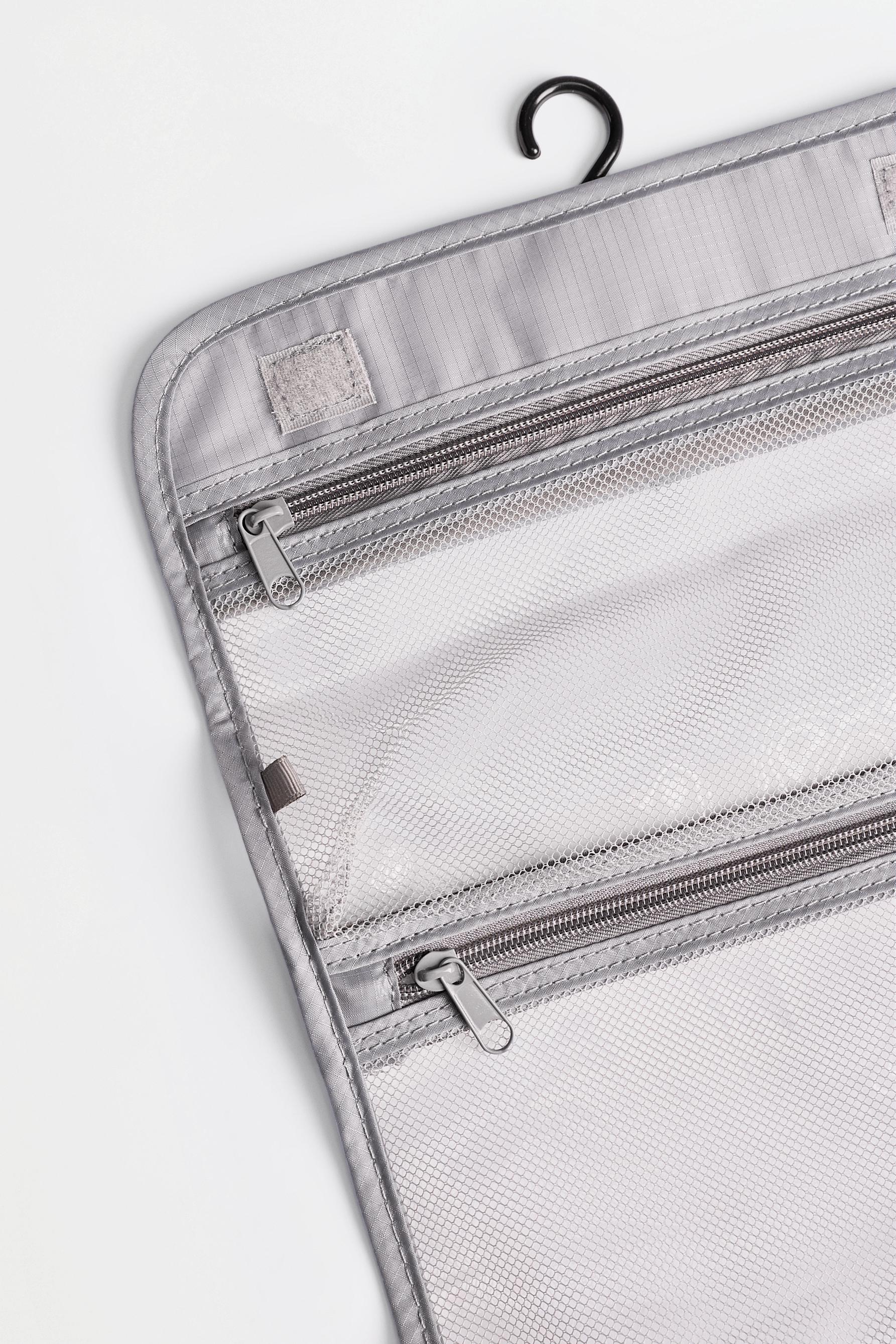 Foldable travel toiletry bag — PEARL GREY