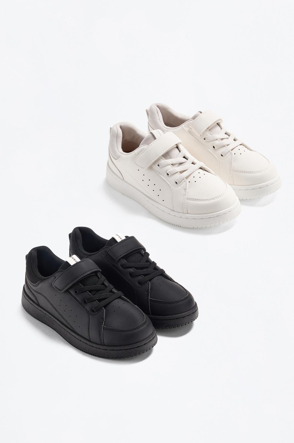 Pack of 2 retro trainers