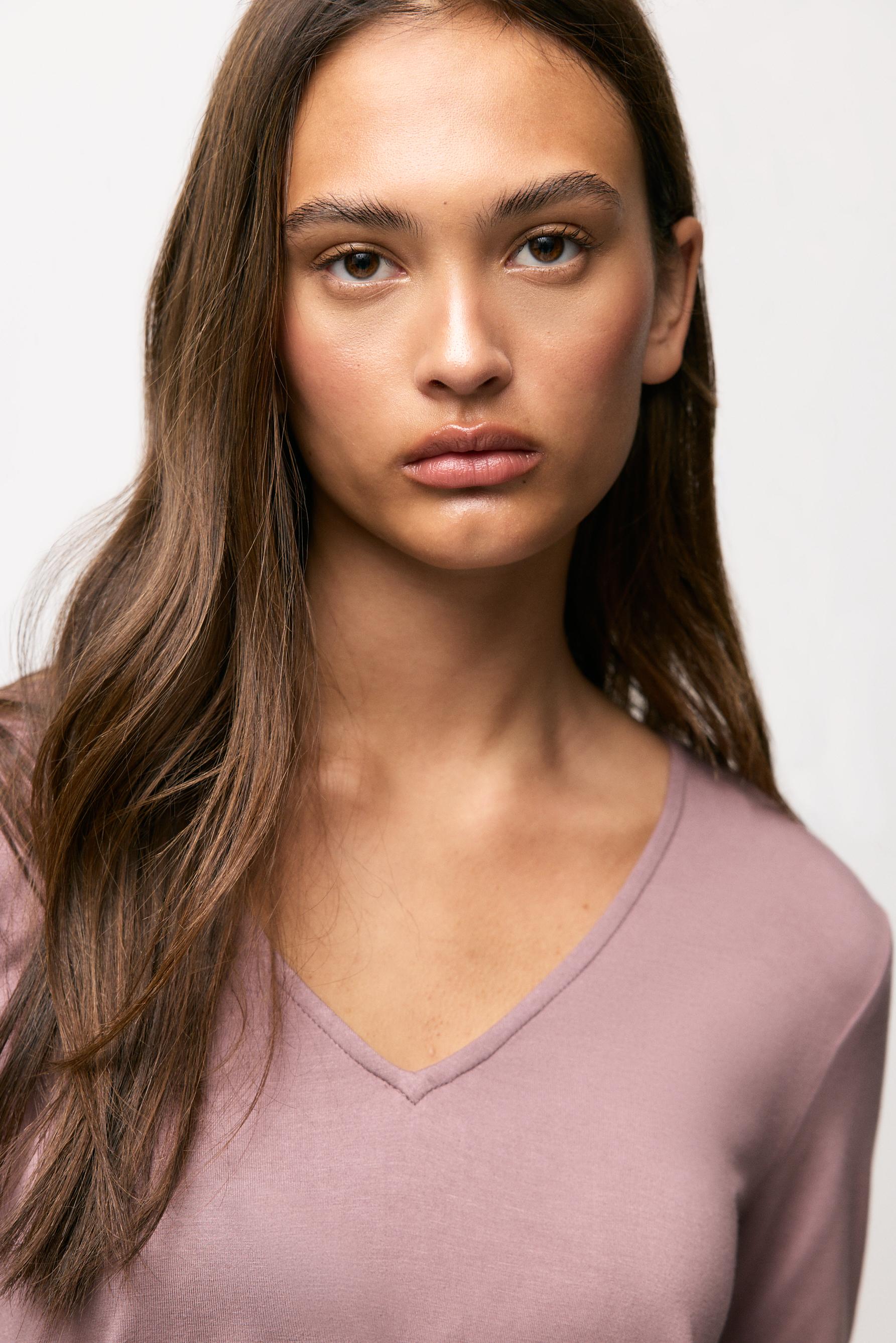 Short pyjamas with lace — DARK MULBERRY