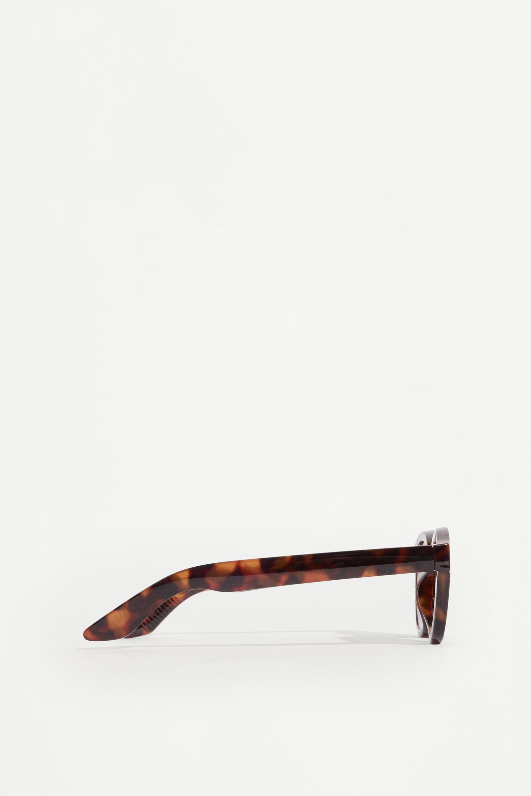 Basic tortoiseshell effect glasses — TORTOISESHELL