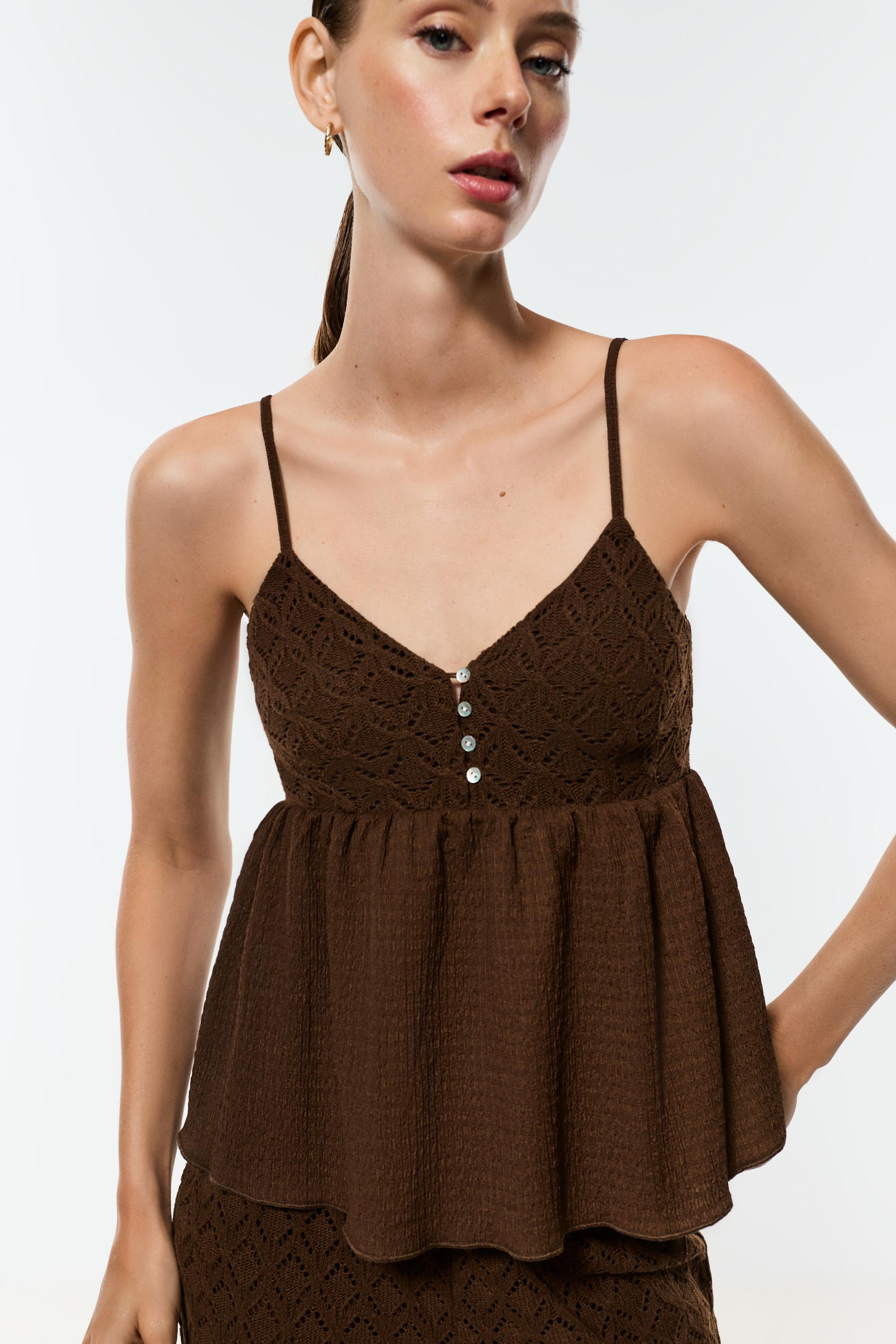 Crochet-effect top — BROWN