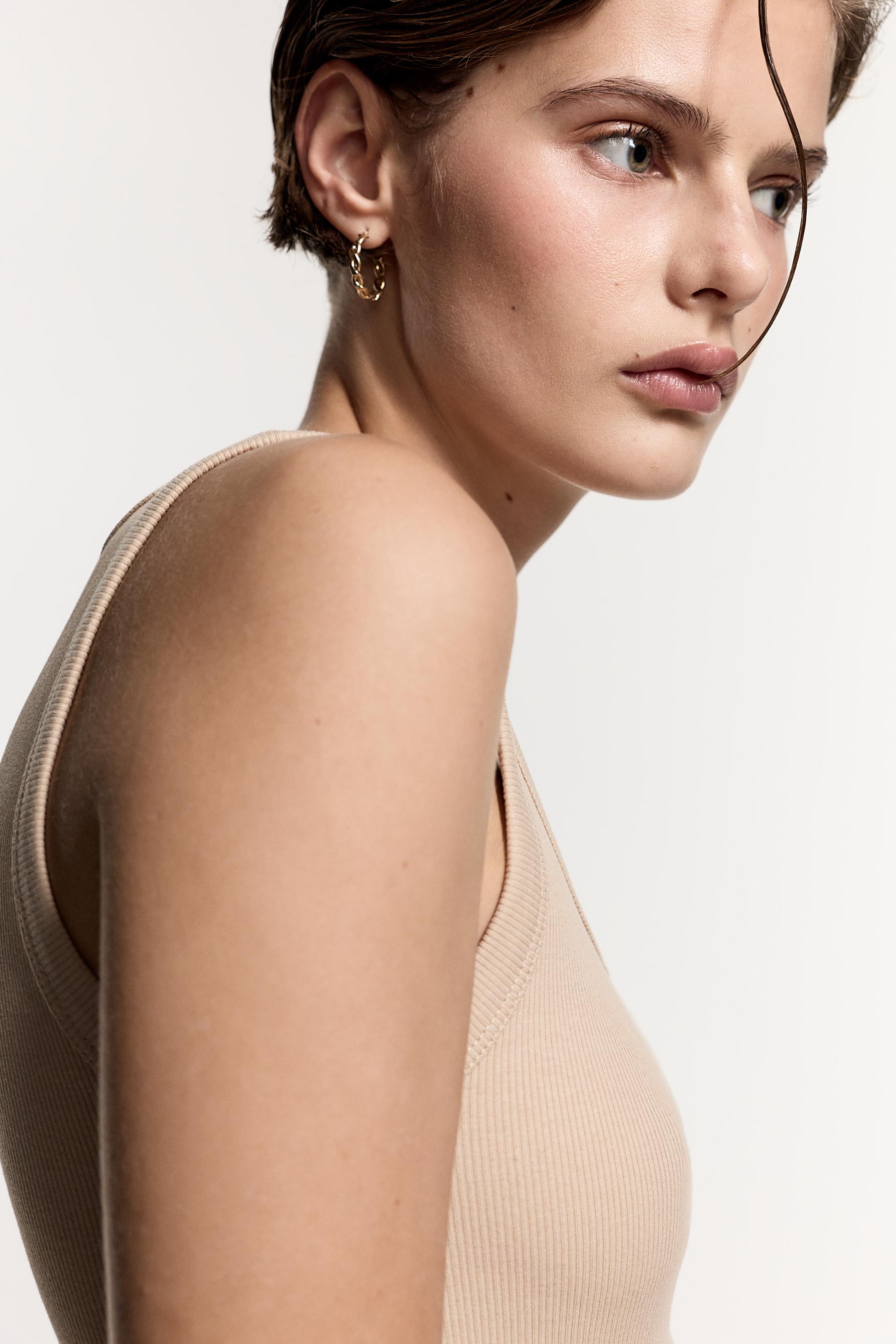 Racerback top — BEIGE
