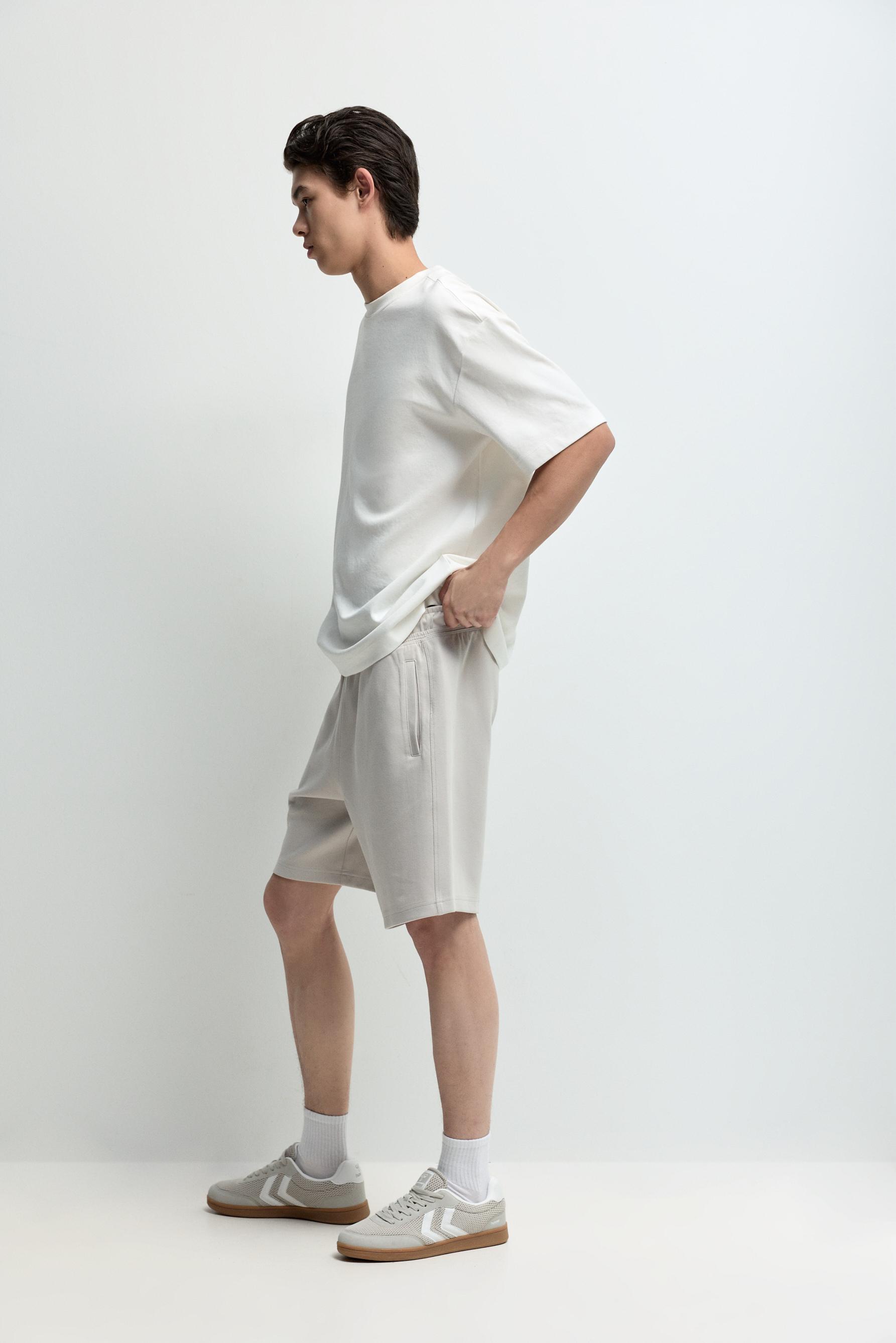 Interlock Bermuda shorts — PALE GREY