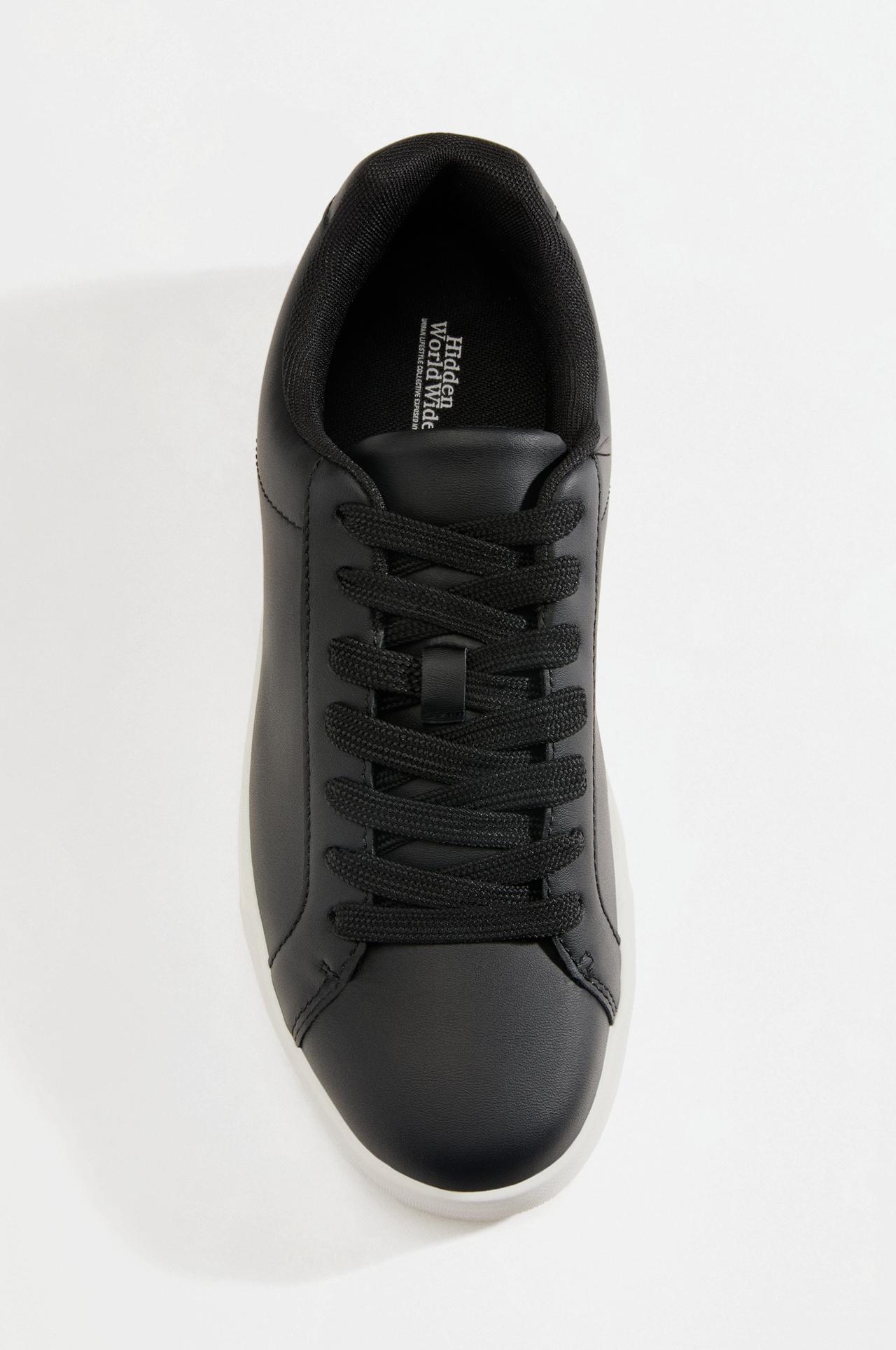 Casual sneakers — BLACK