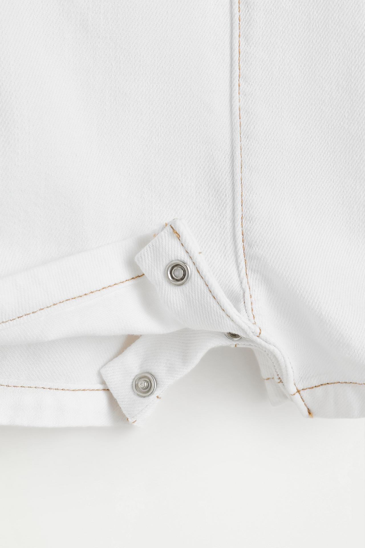 Short denim dungarees — WHITE